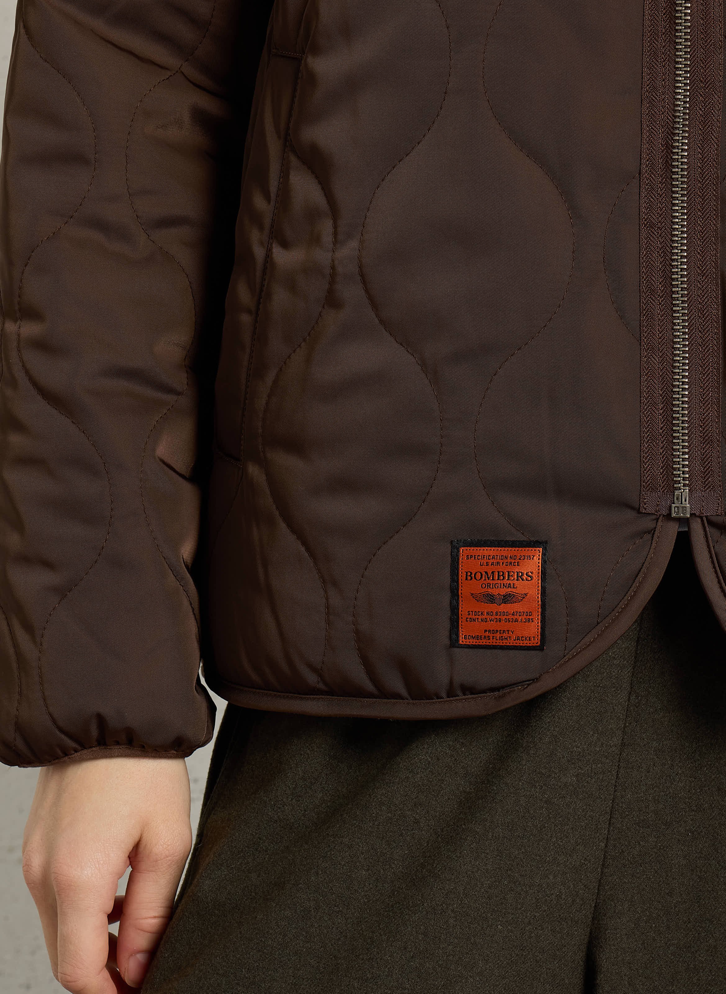 Quilted straight V-neck jacket BOMBERS ORIGINAL Brown