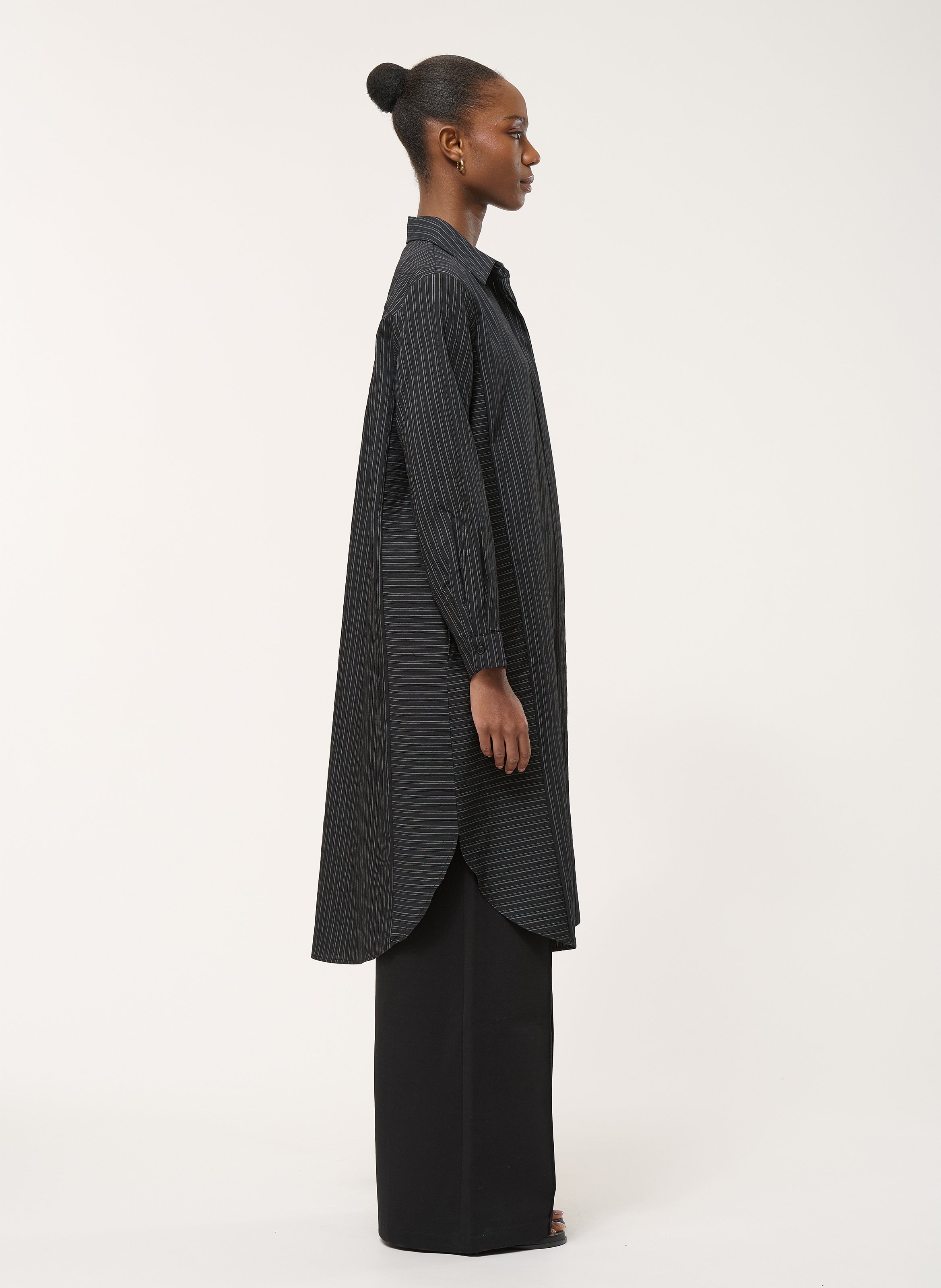 Robe chemise ample rayée HUMILITY Noir