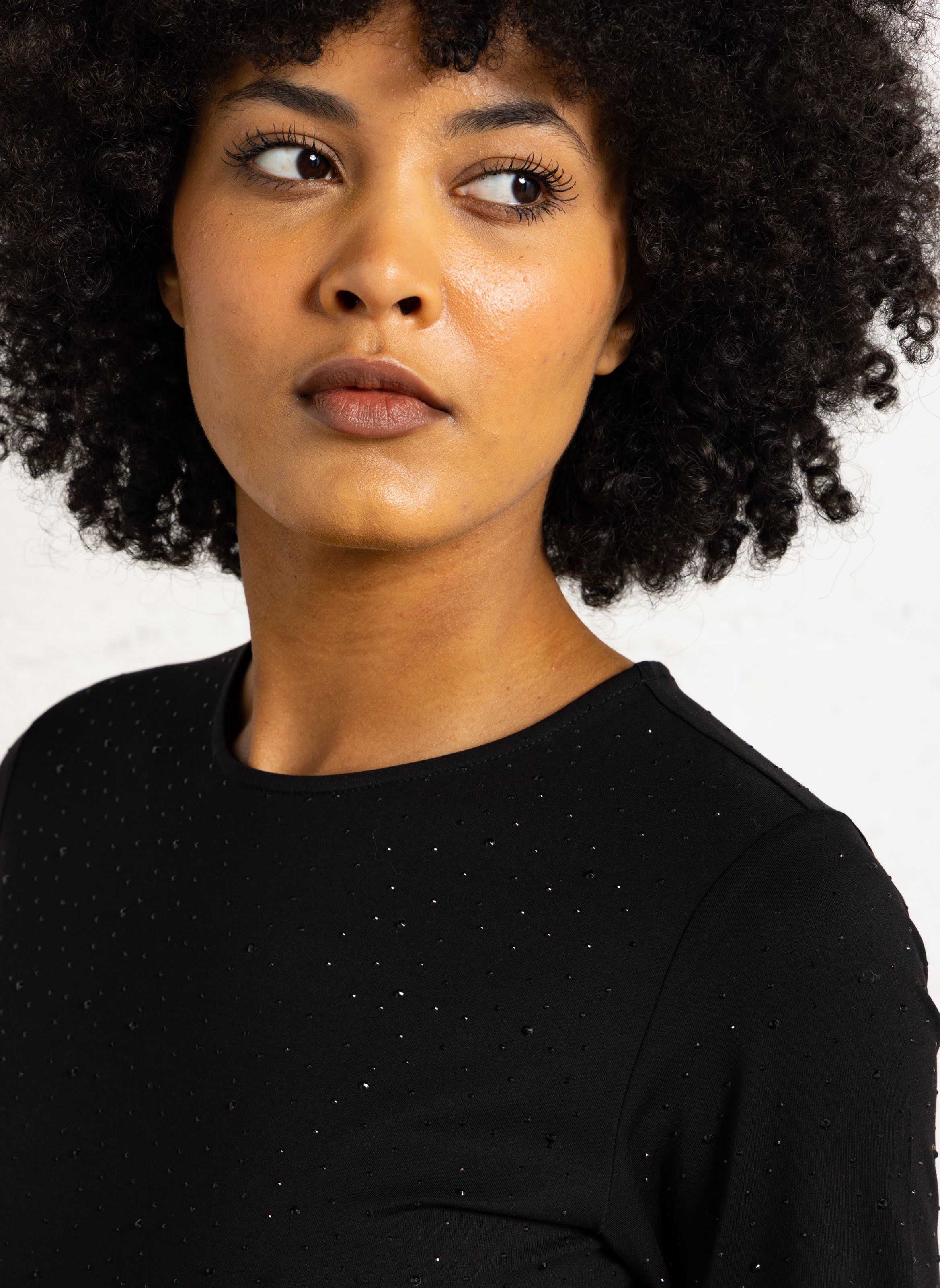Robe longue ajustée à strass SUNCOO Noir