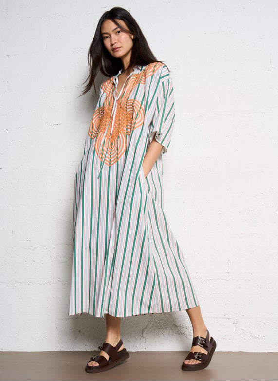 Wide embroidered cotton dress Orange V de vinster - Women | Place des Tendances Wide embroidered cotton dress Orange V de vinster - Women | Place des Tendances
