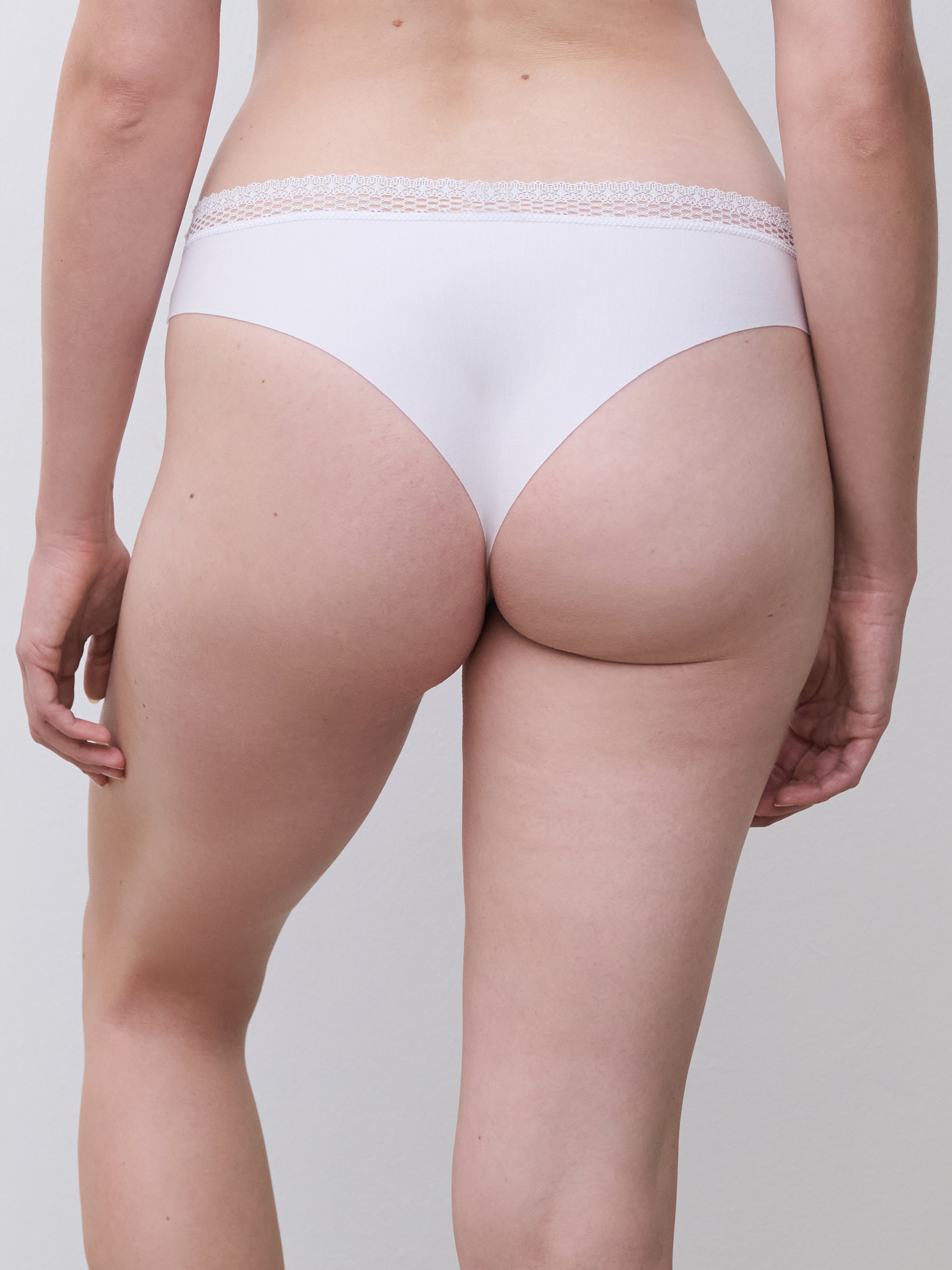 Cotton tanga CHANTELLE White