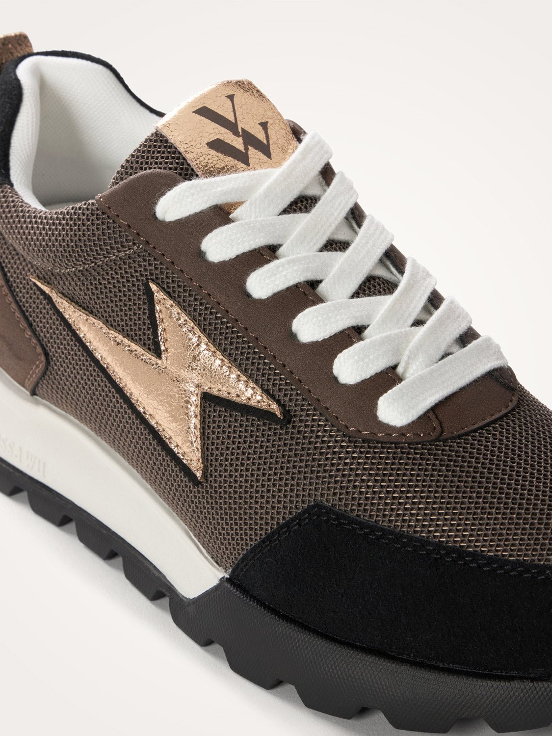 Contrasting leather-effect low-top sneakers VANESSA WU Brown