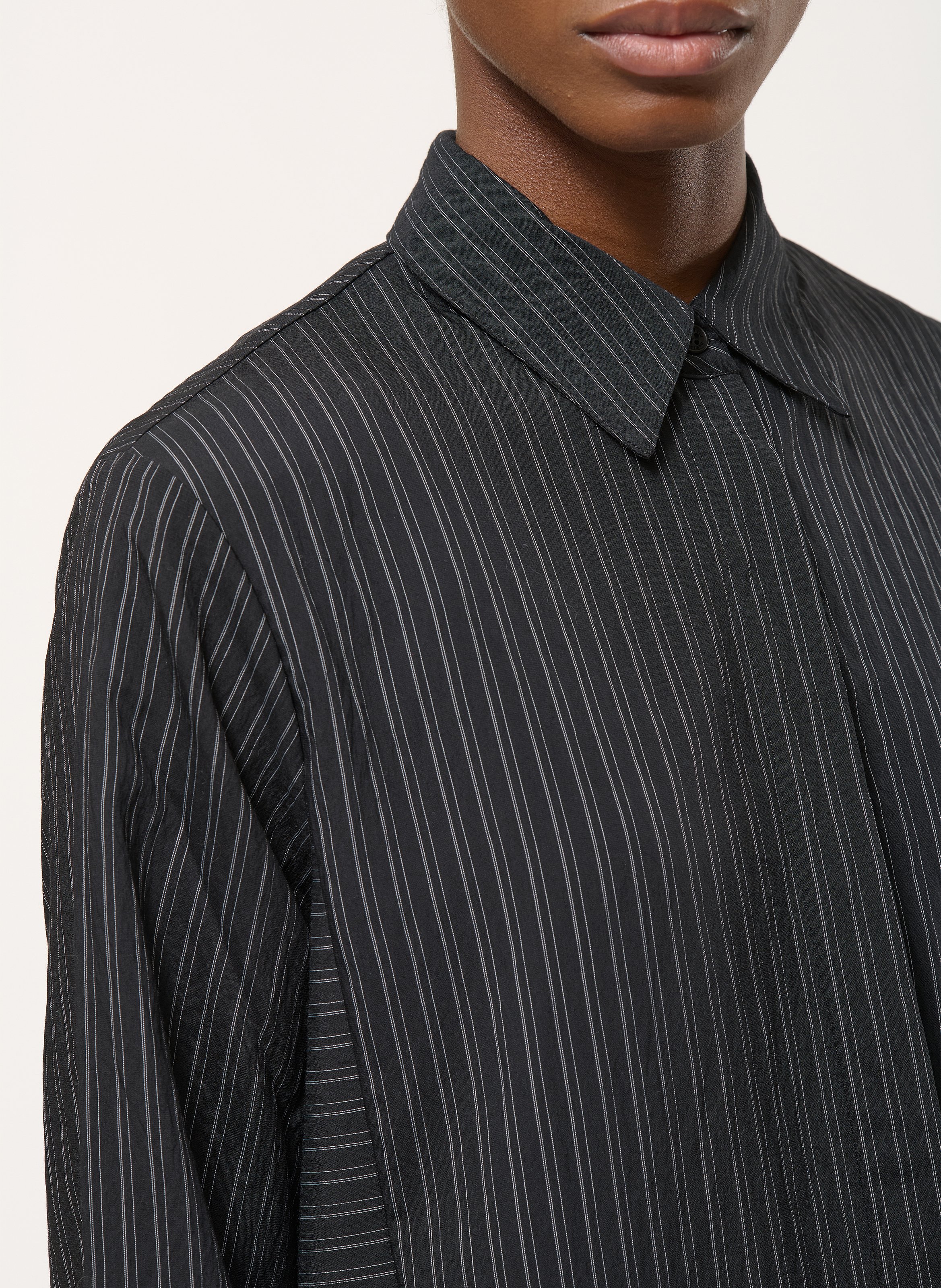 Robe chemise ample rayée HUMILITY Noir