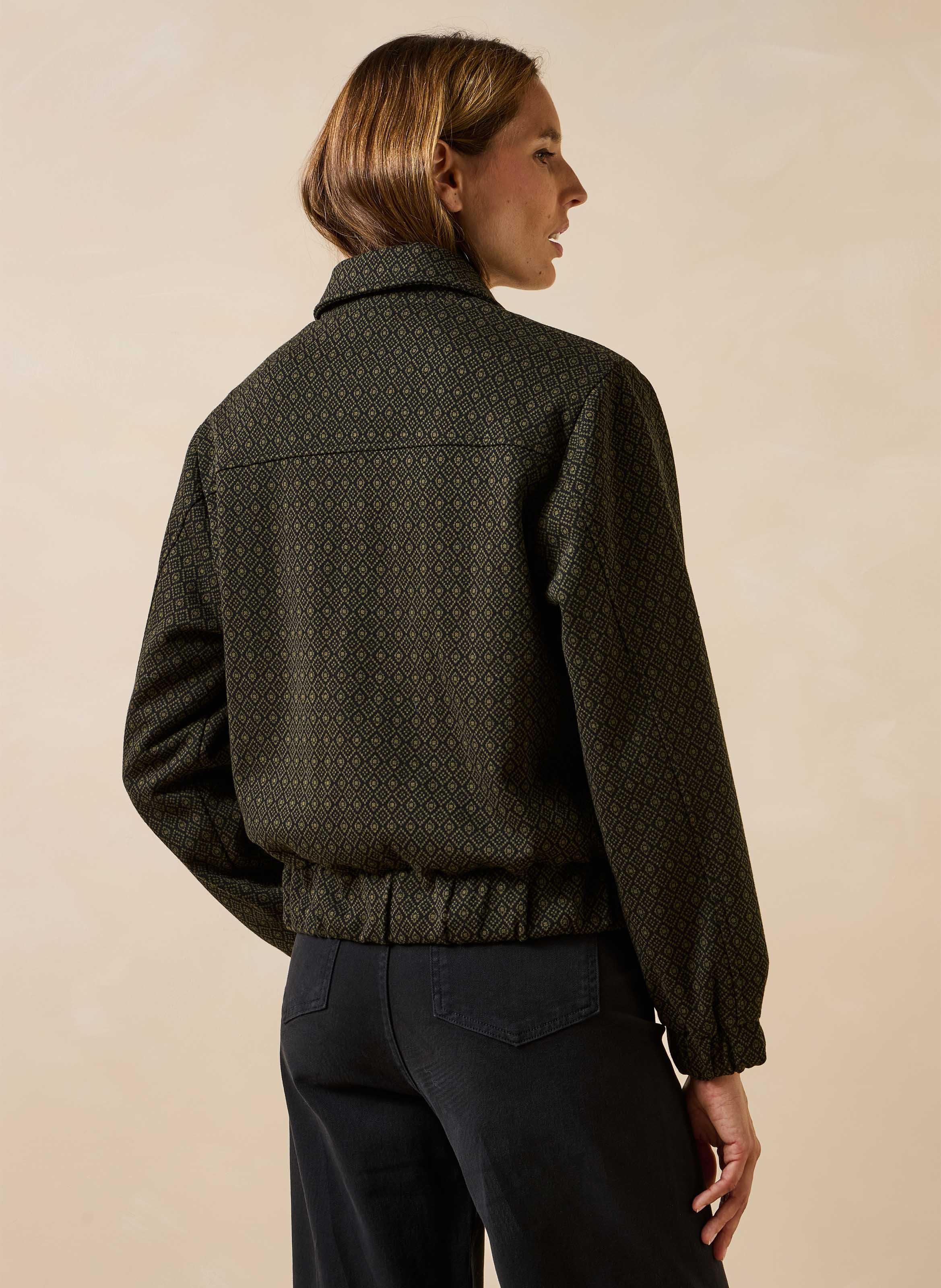 Veste droite col classique à motif LA FEE MARABOUTEE Vert