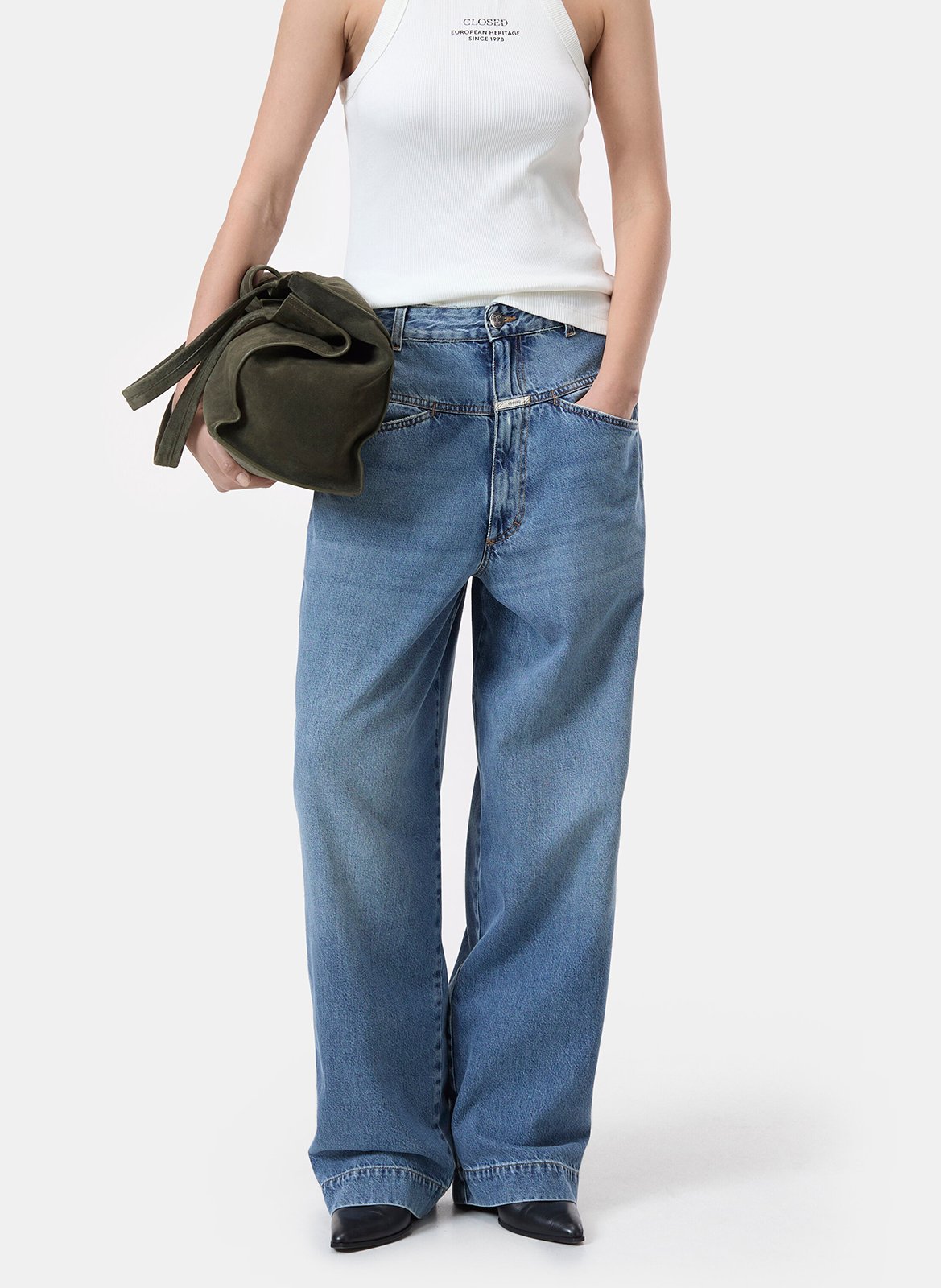 High-waisted straight leg jeans with cutouts CLOSED Blue