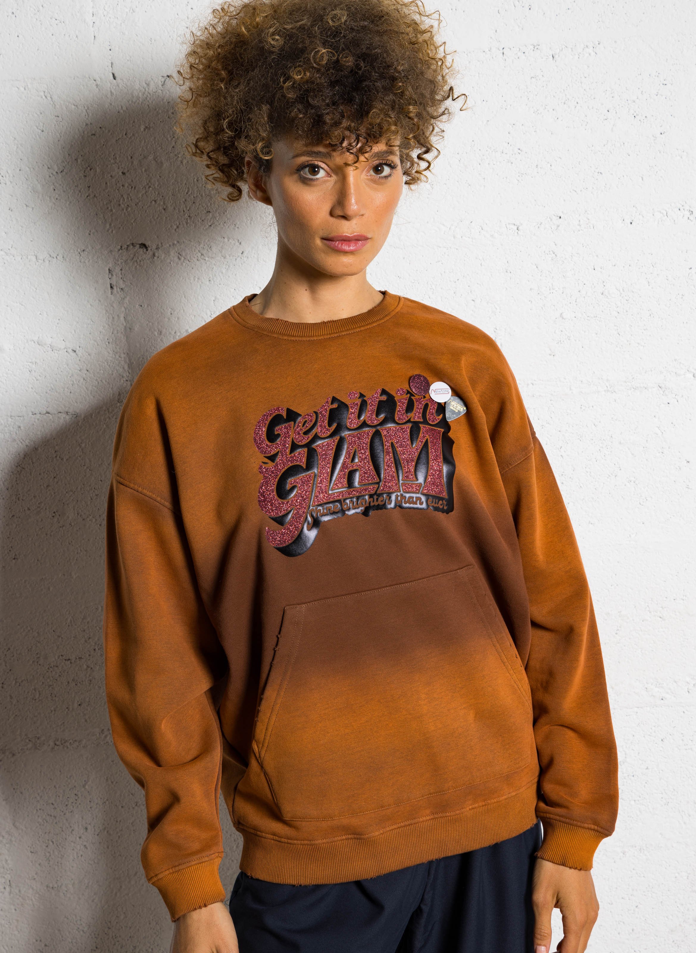 Sweat ample col rond sérigraphié en coton mélangé NEWTONE Marron