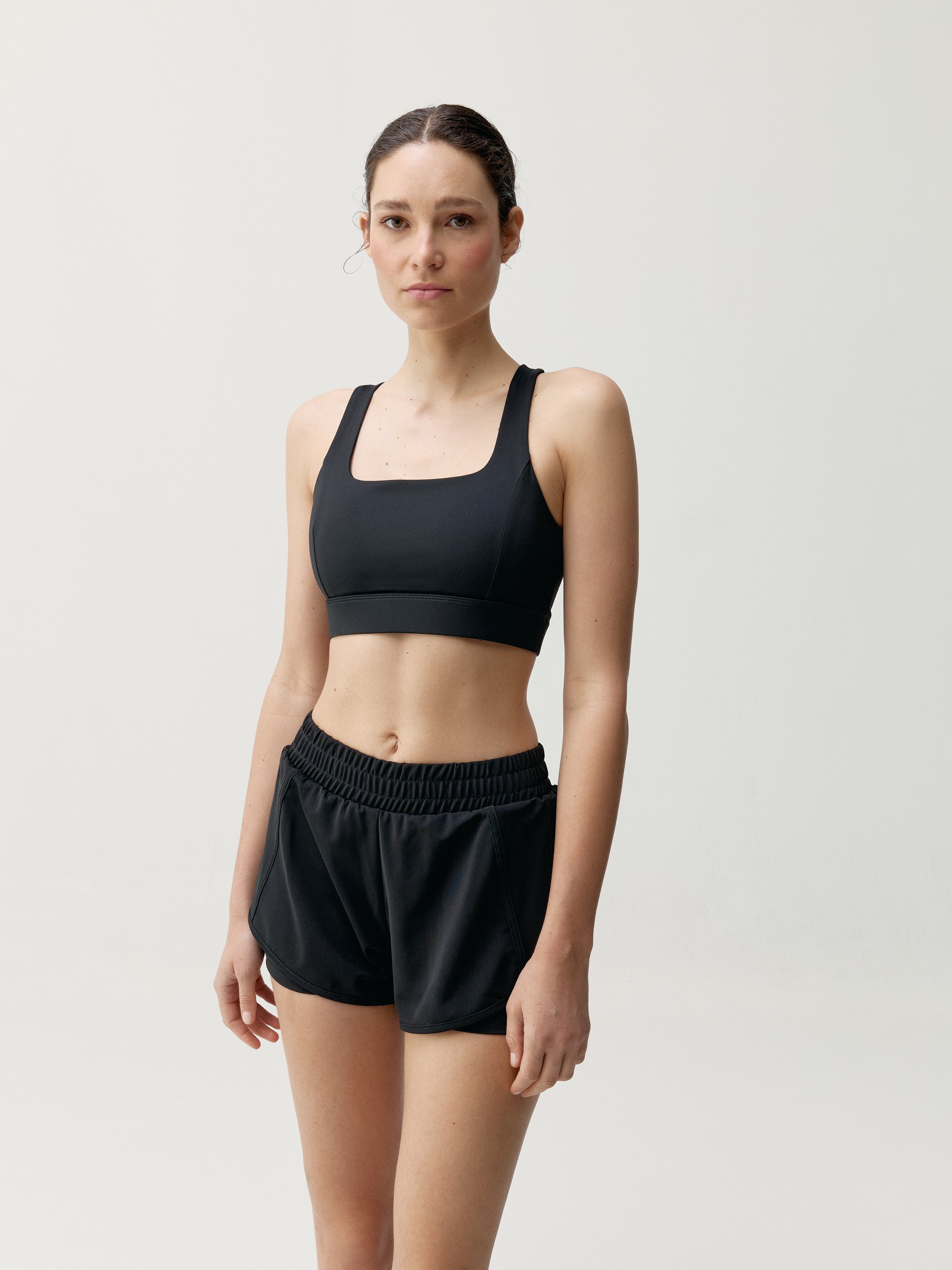 High support sports bra padma BORN LIVING YOGA Black