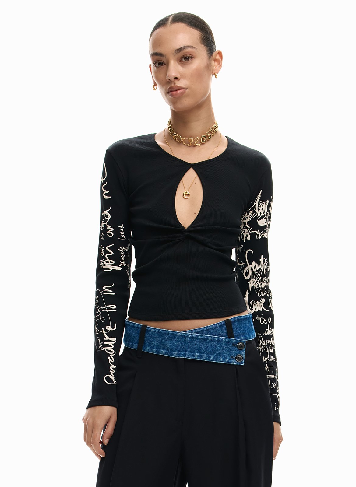 T-shirt met letteropening DESIGUAL Zwart