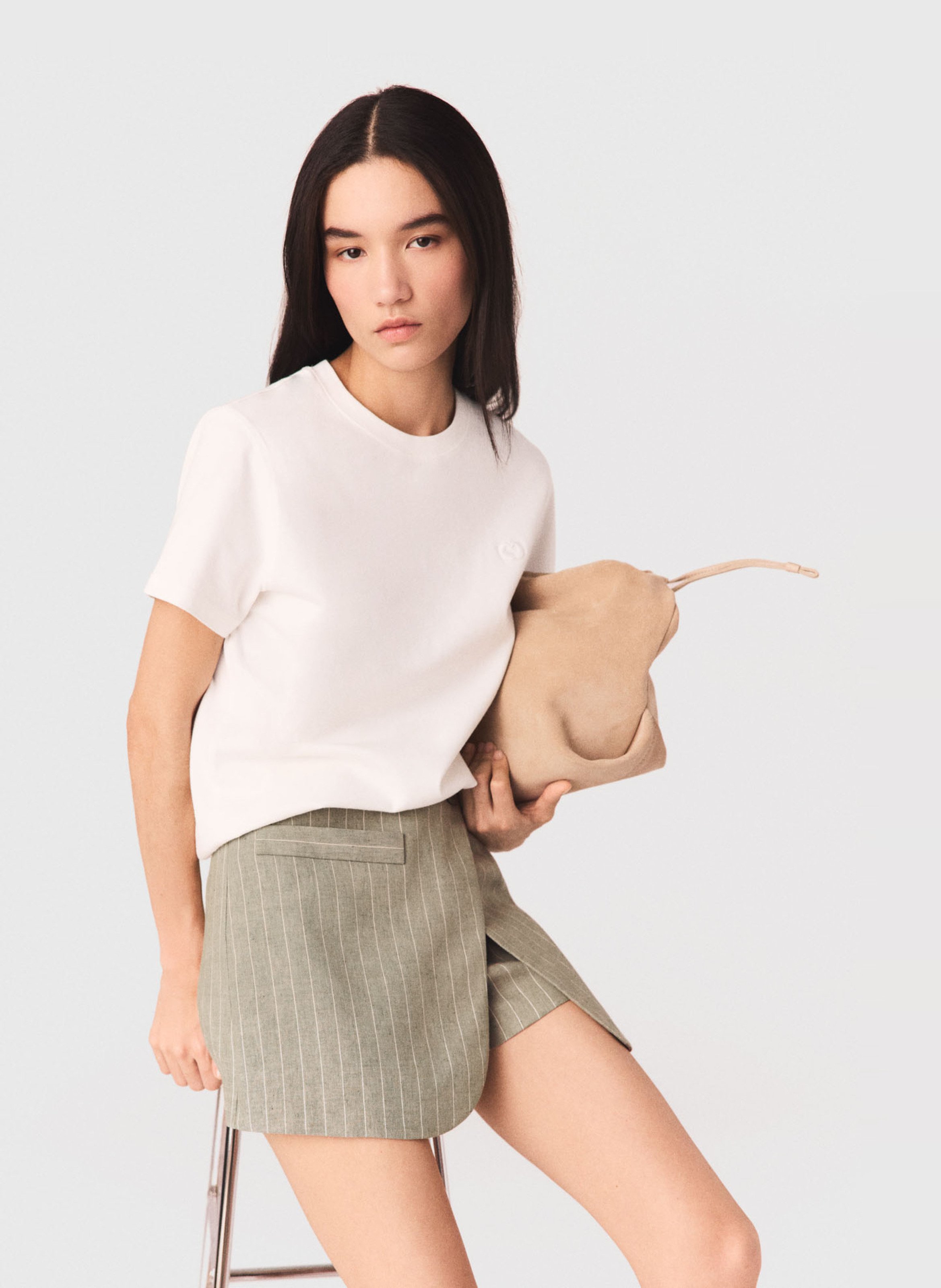 Short droit portefeuille à rayures fines MAJE Kaki