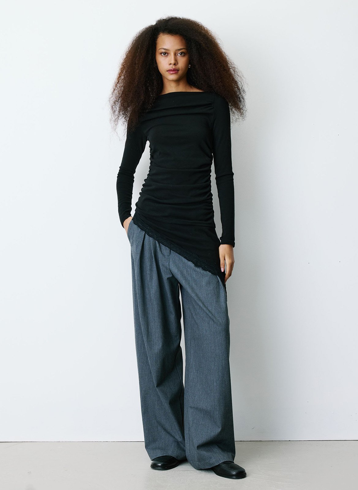 T-shirt manches longues cintré asymétrique GRACE ET MILA Noir