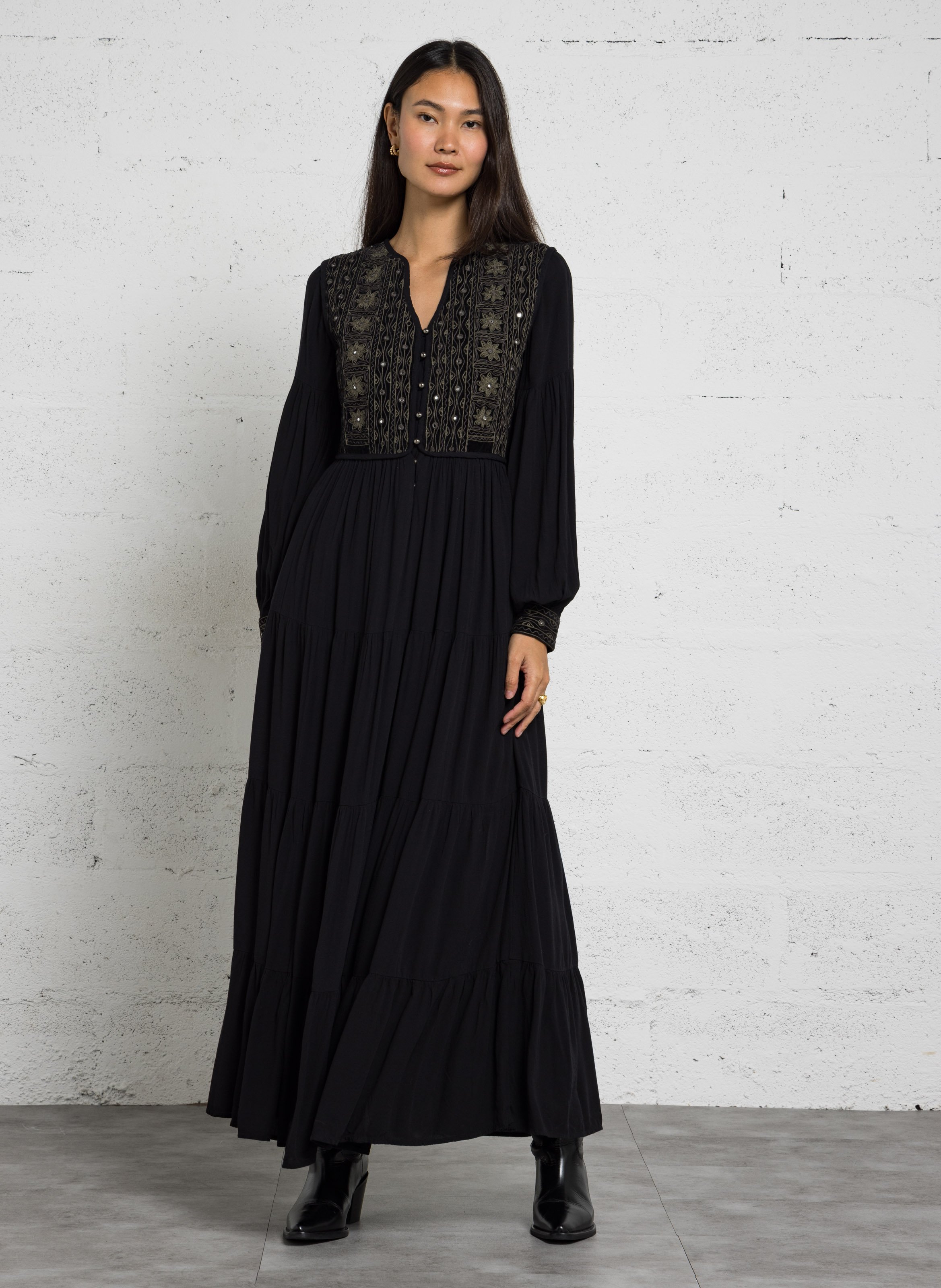 Robe longue ample brodée MAISON HOTEL Noir