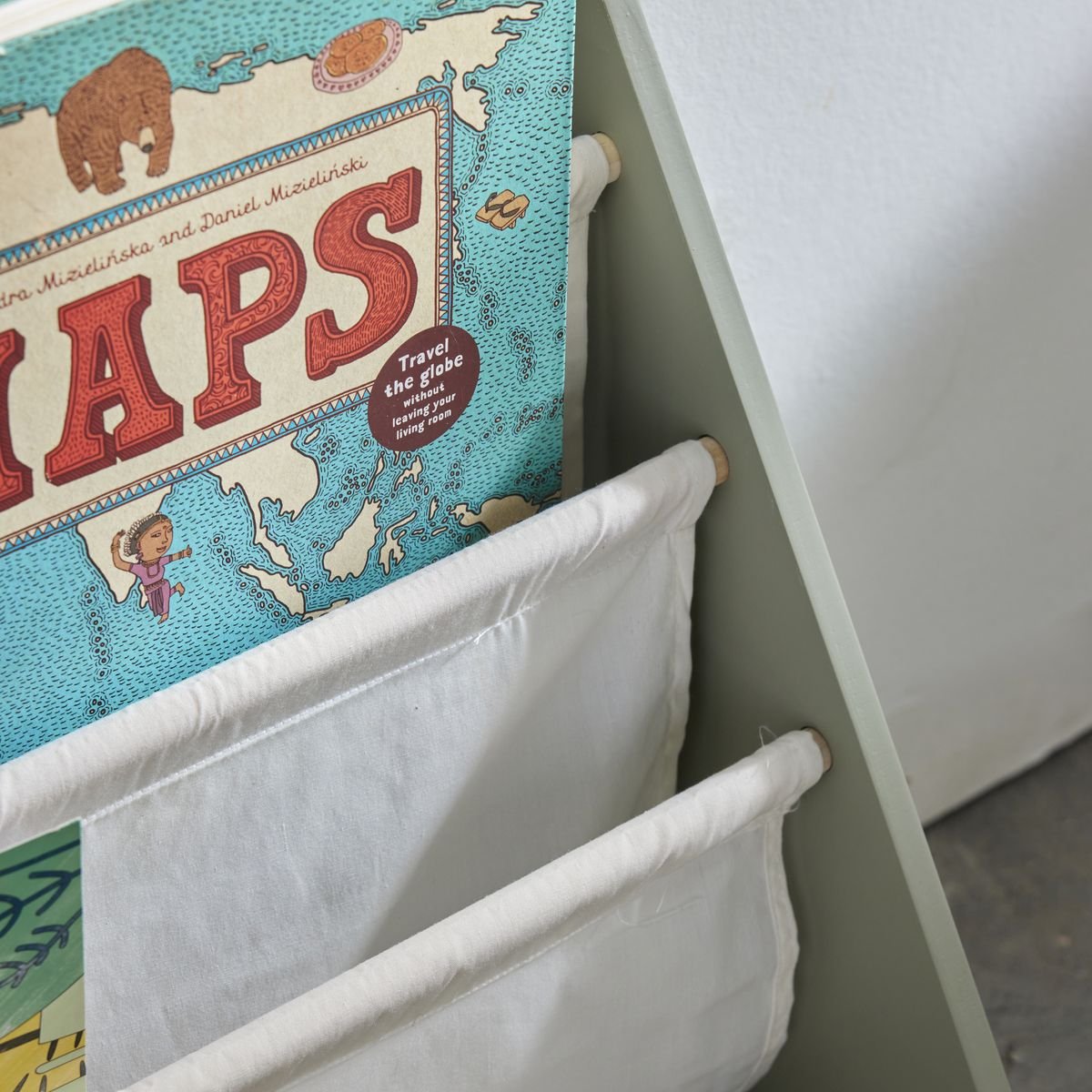 Kids' bookshelf in MDF FACTORY Green