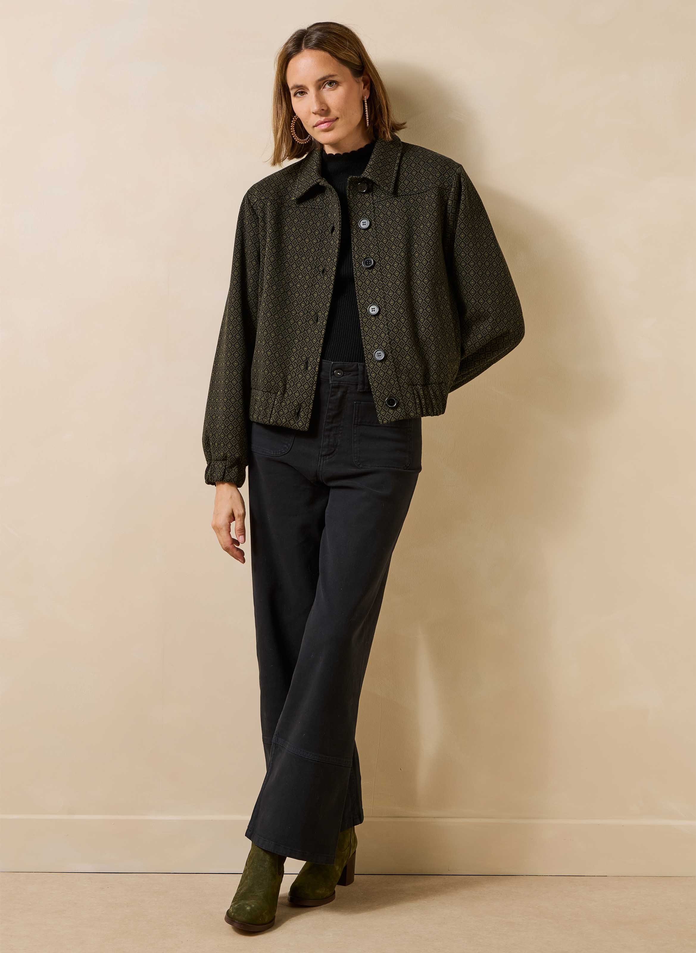Veste droite col classique à motif LA FEE MARABOUTEE Vert
