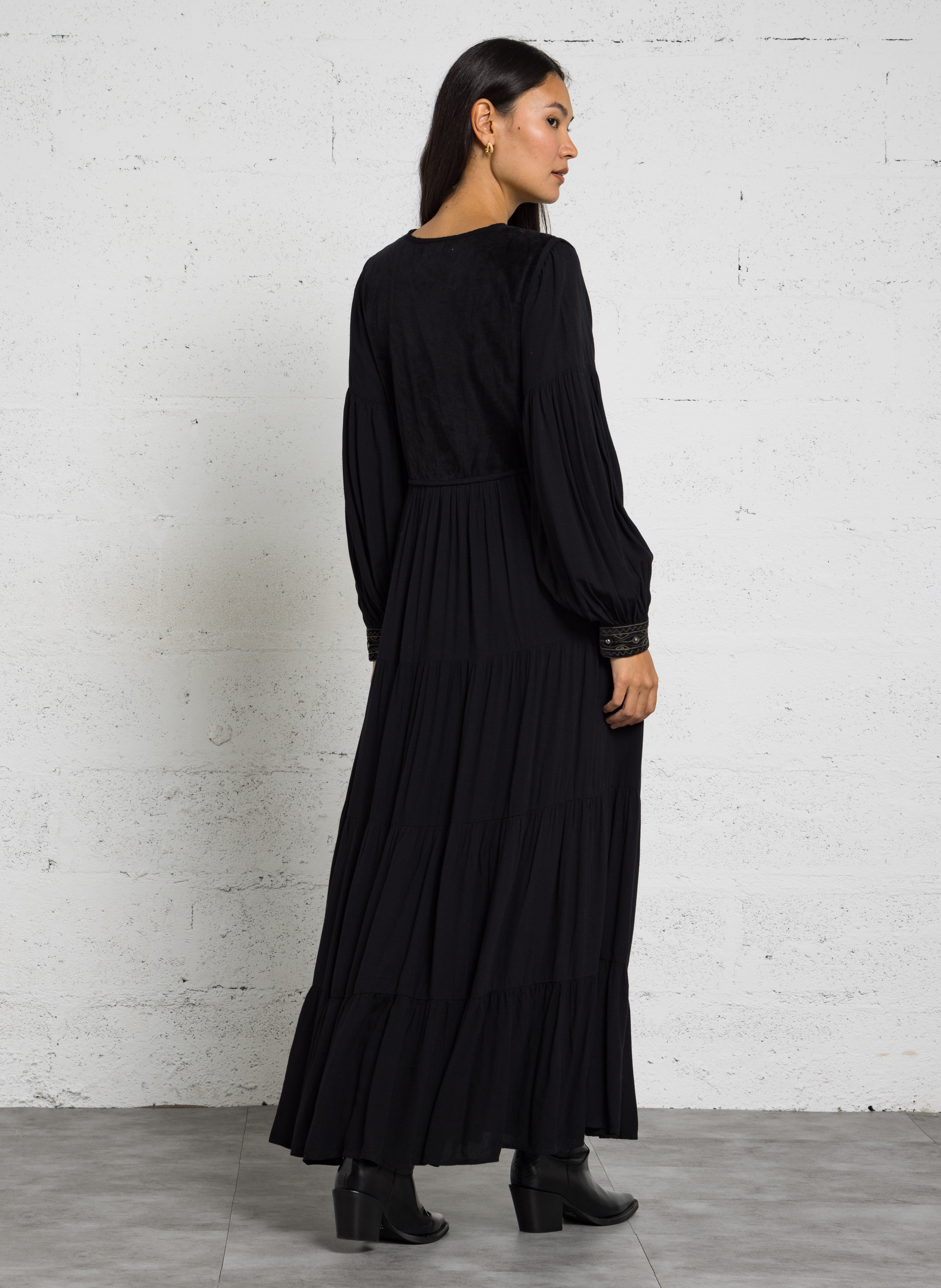 Robe longue ample brodée MAISON HOTEL Noir