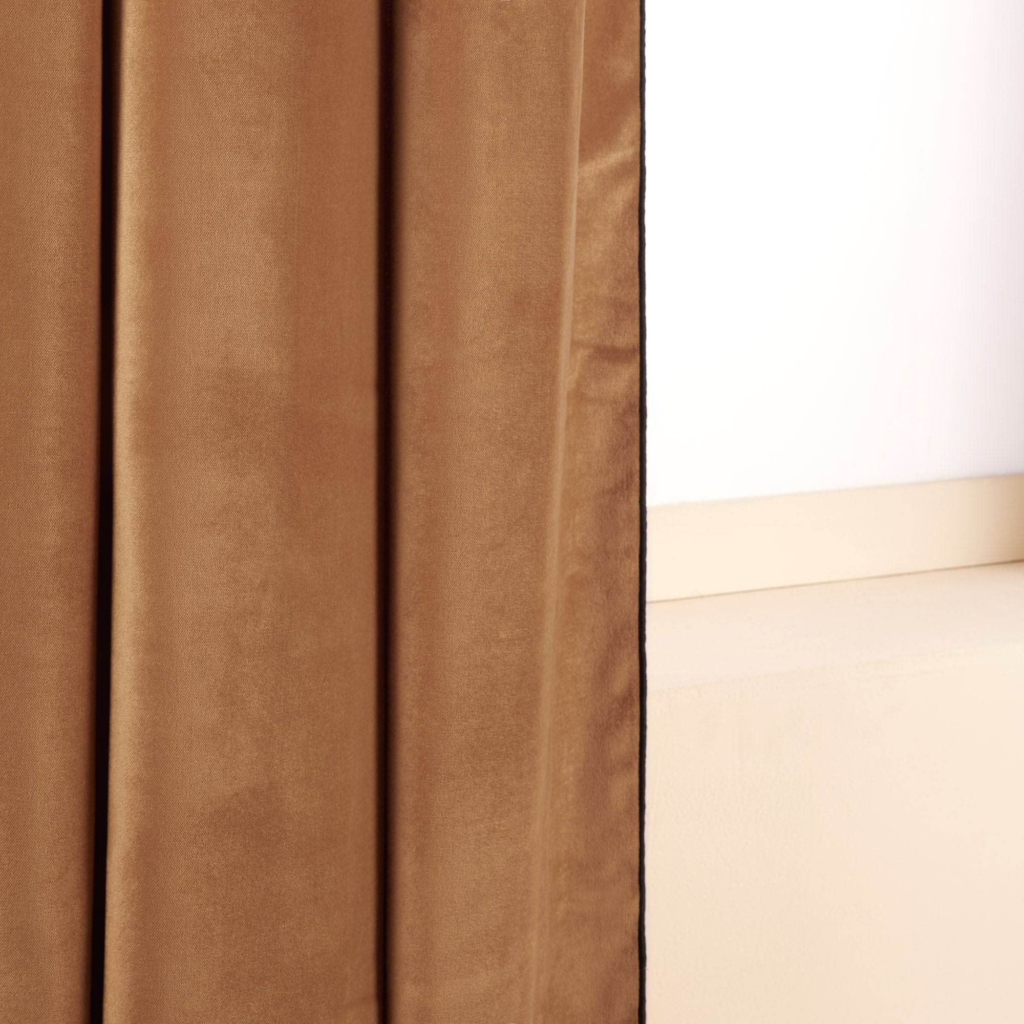 Rideau à oeillets noirs MADURA Marron