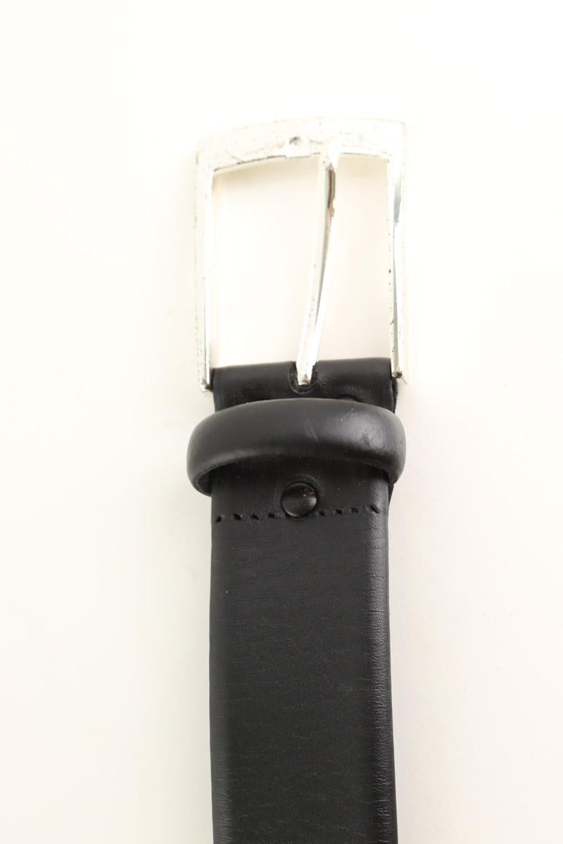 - Buckle closure. - Width: 3 cm.  BOSS - SECONDE MAIN Black