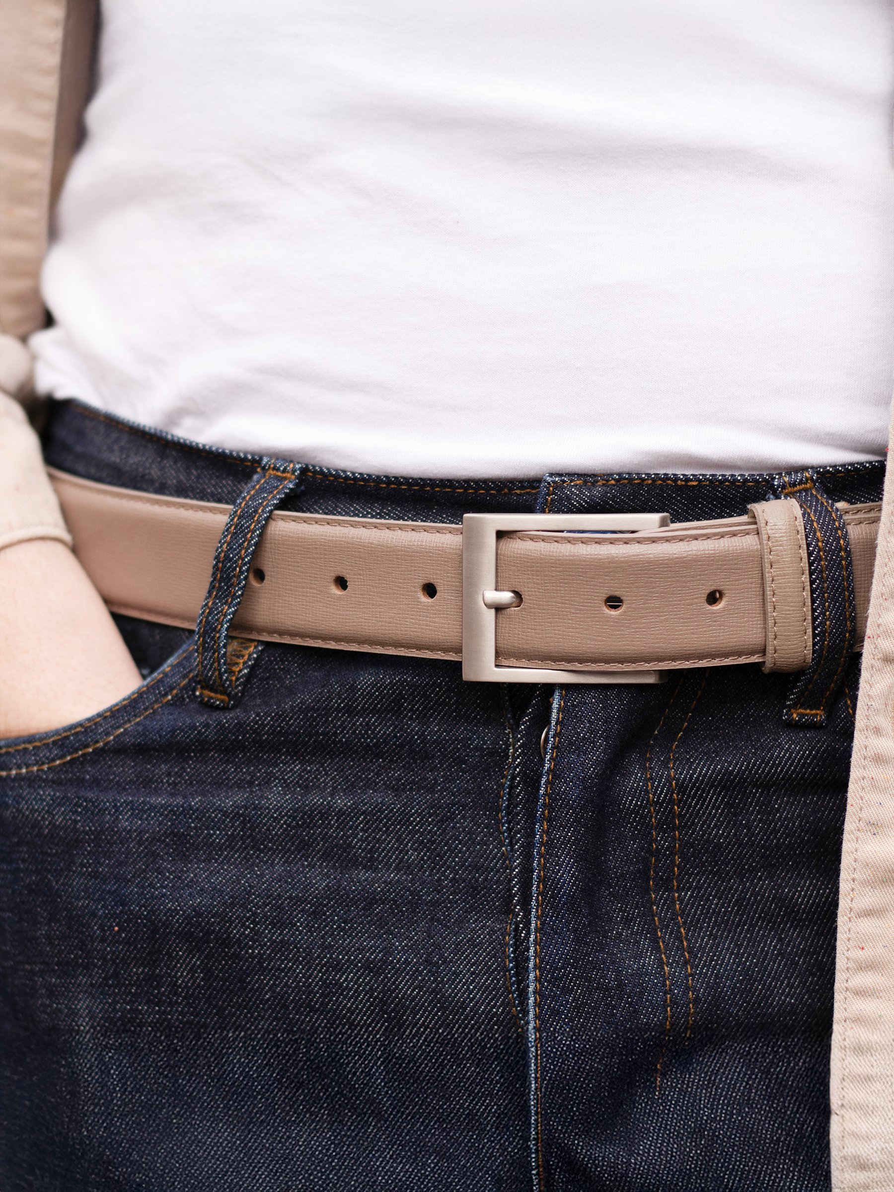 Classic engraved leather belt JULES & JENN Beige