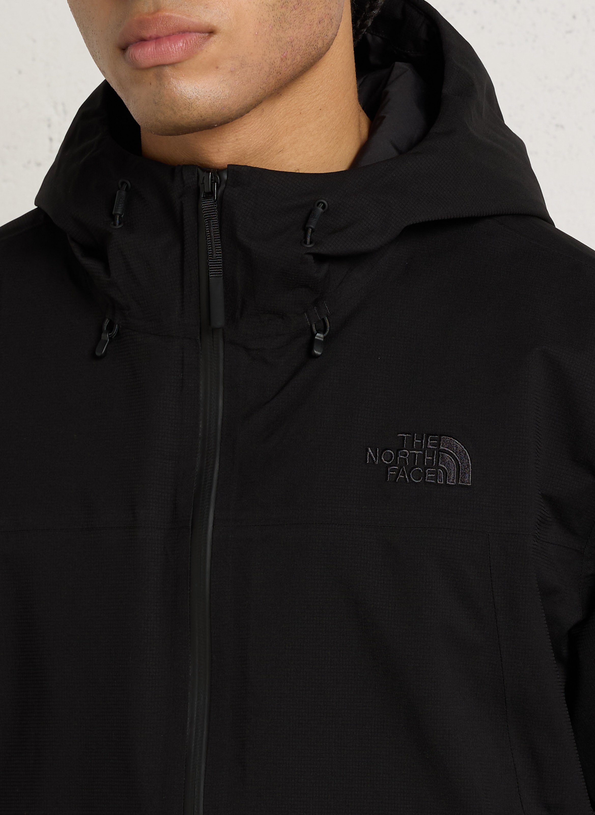 Gerade geschnittene Jacke mit Stehkragen und Kapuze THE NORTH FACE Schwarz