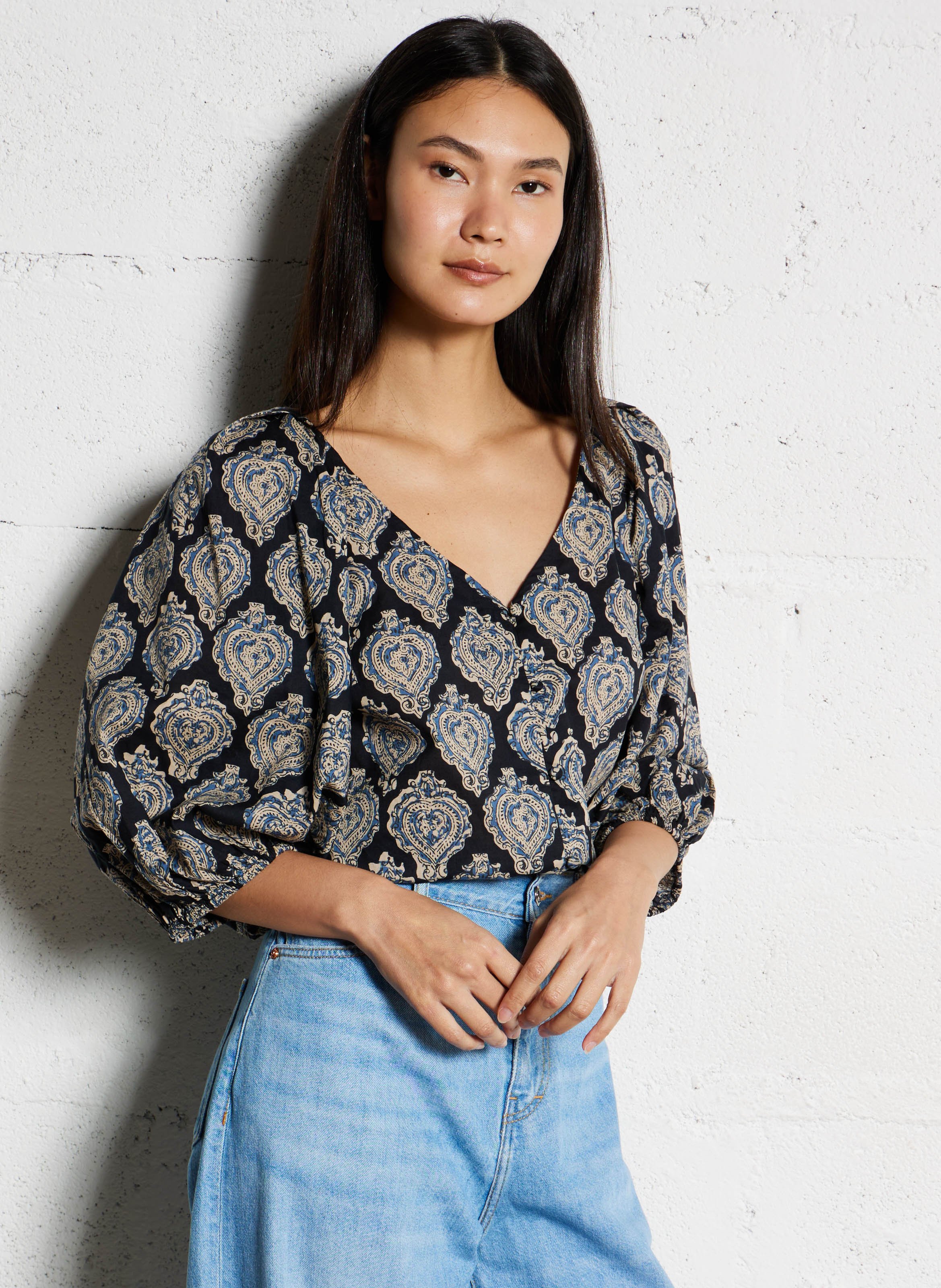Blouse Imprimé Éventail Col V