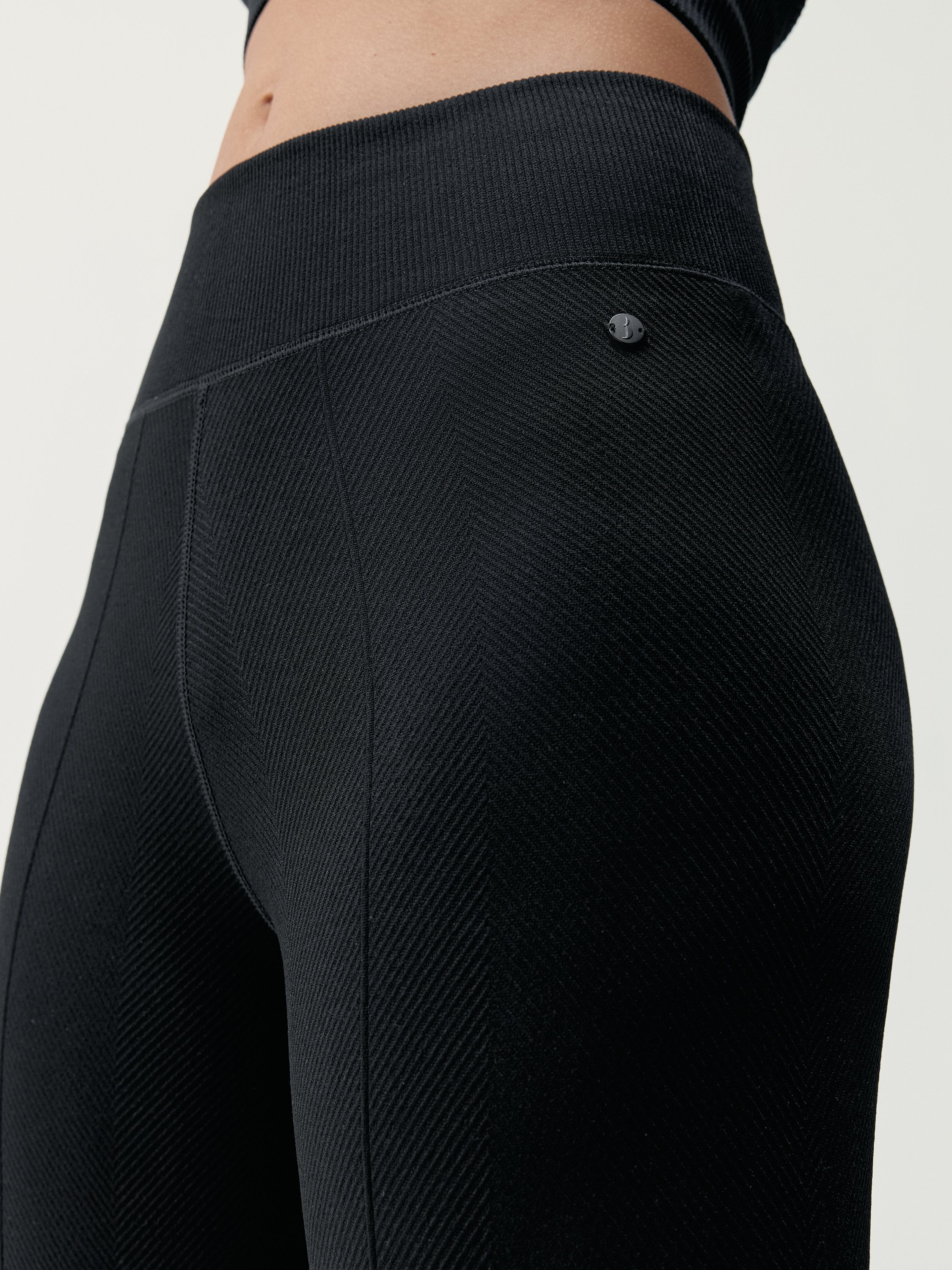 Comfortable sports pants BORN LIVING YOGA Black