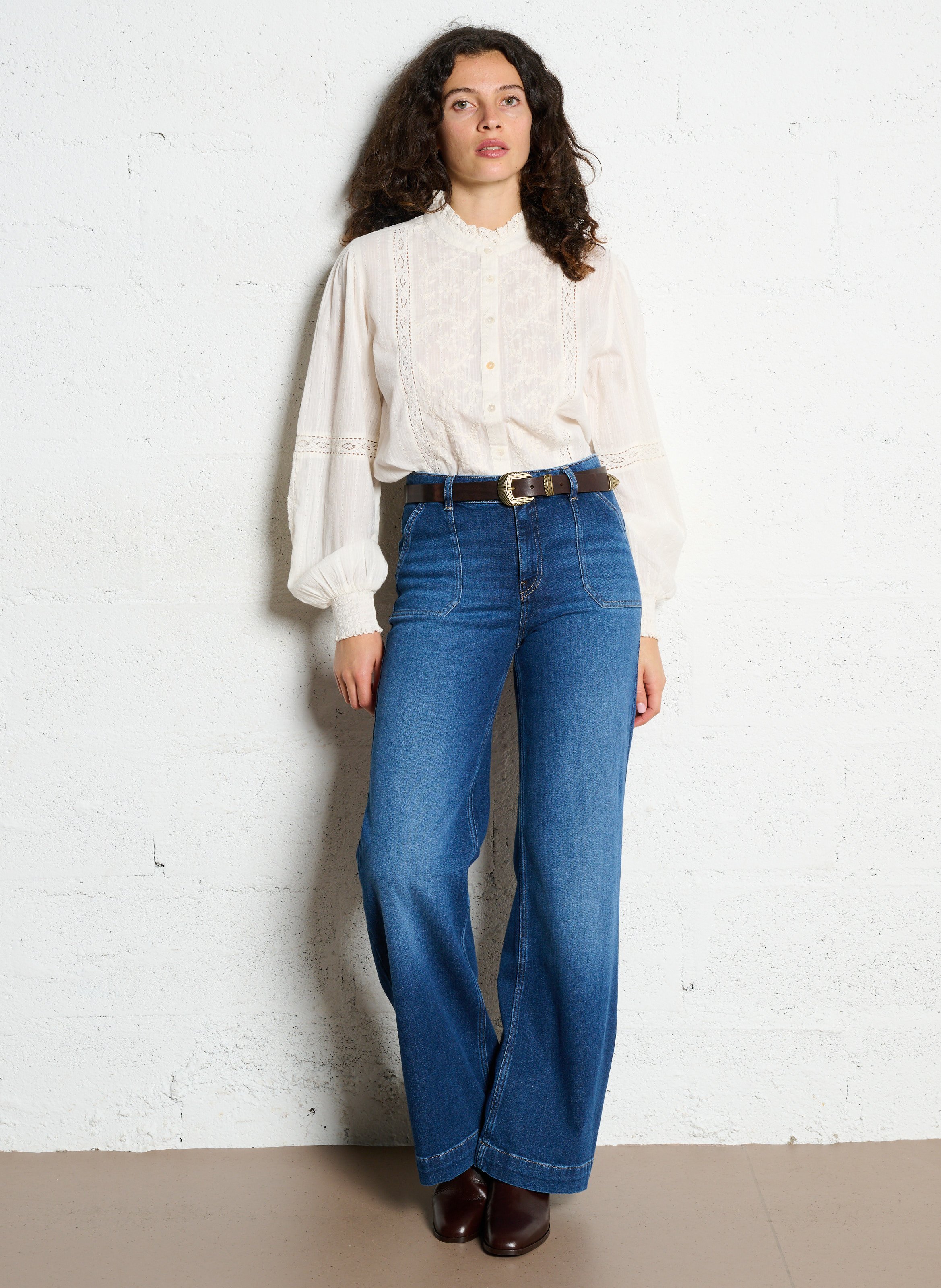 Blouse boutonnée brodée à dentelle MAISON 123 Beige