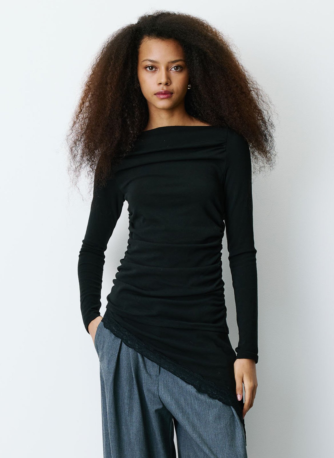 T-shirt manches longues cintré asymétrique GRACE ET MILA Noir