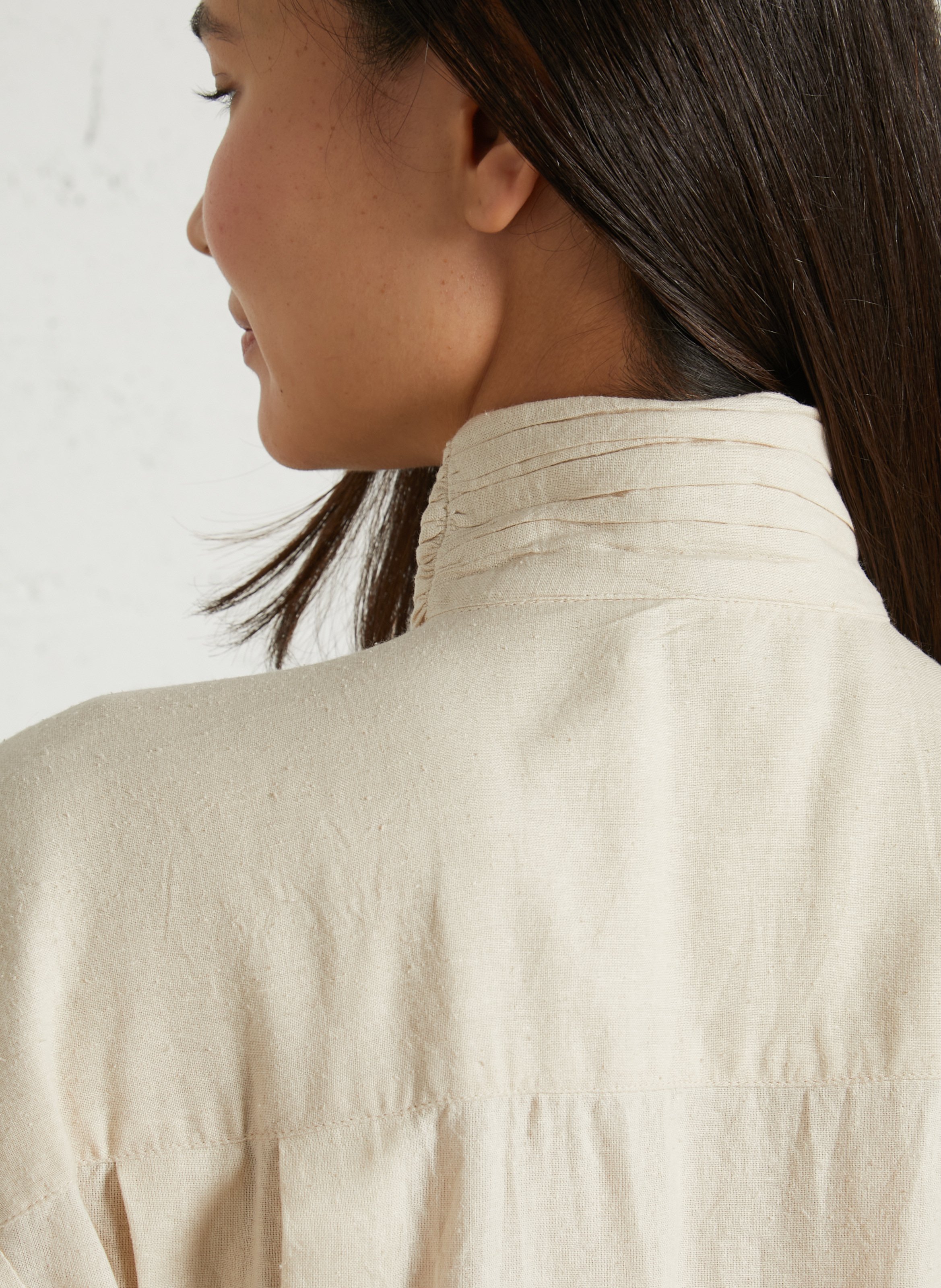 Blouse droite col montant en soie BELLEPIECE Beige