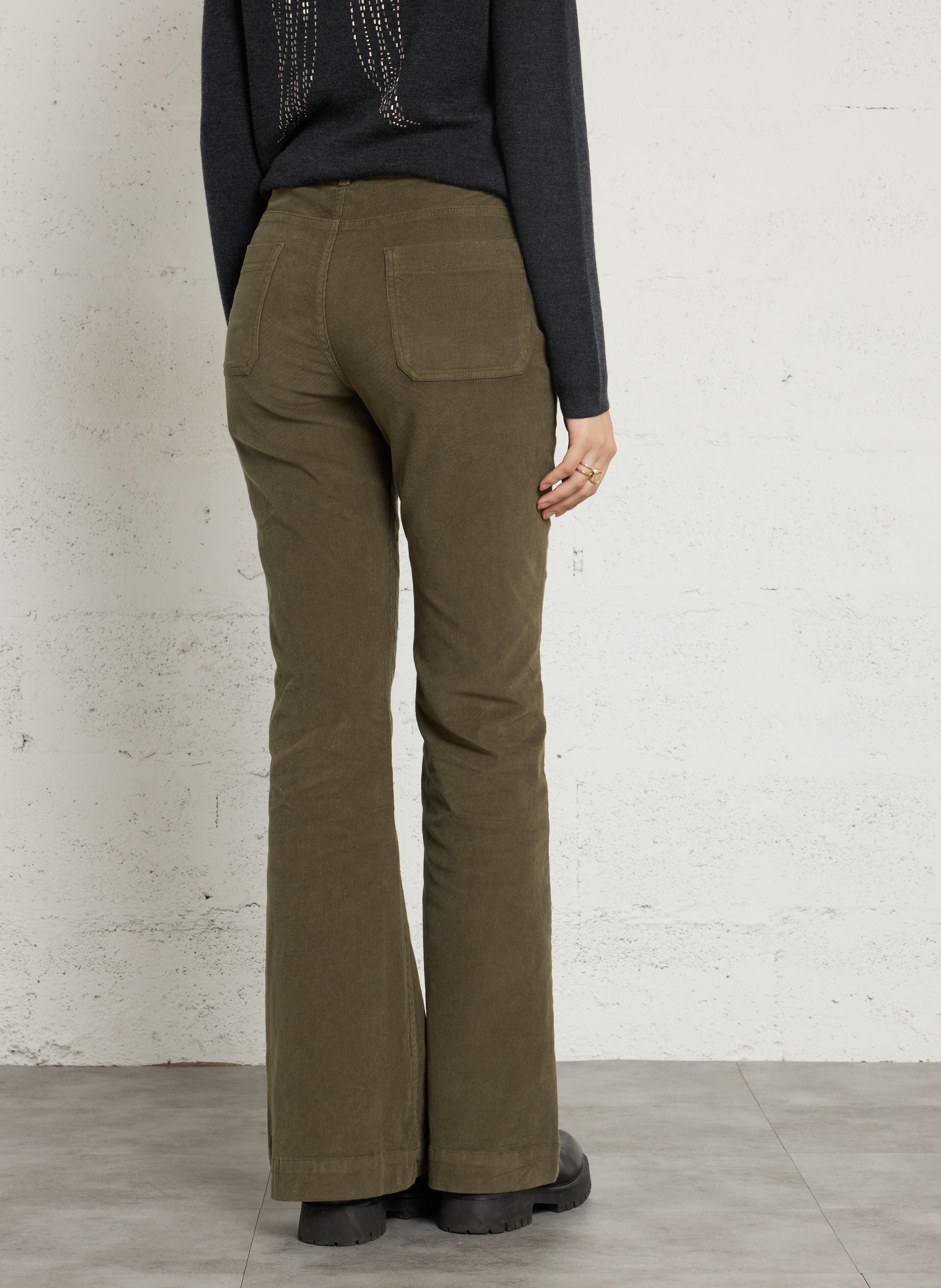 Ausgestellte, gerippte Hose aus Baumwoll-Mix BERENICE Khaki