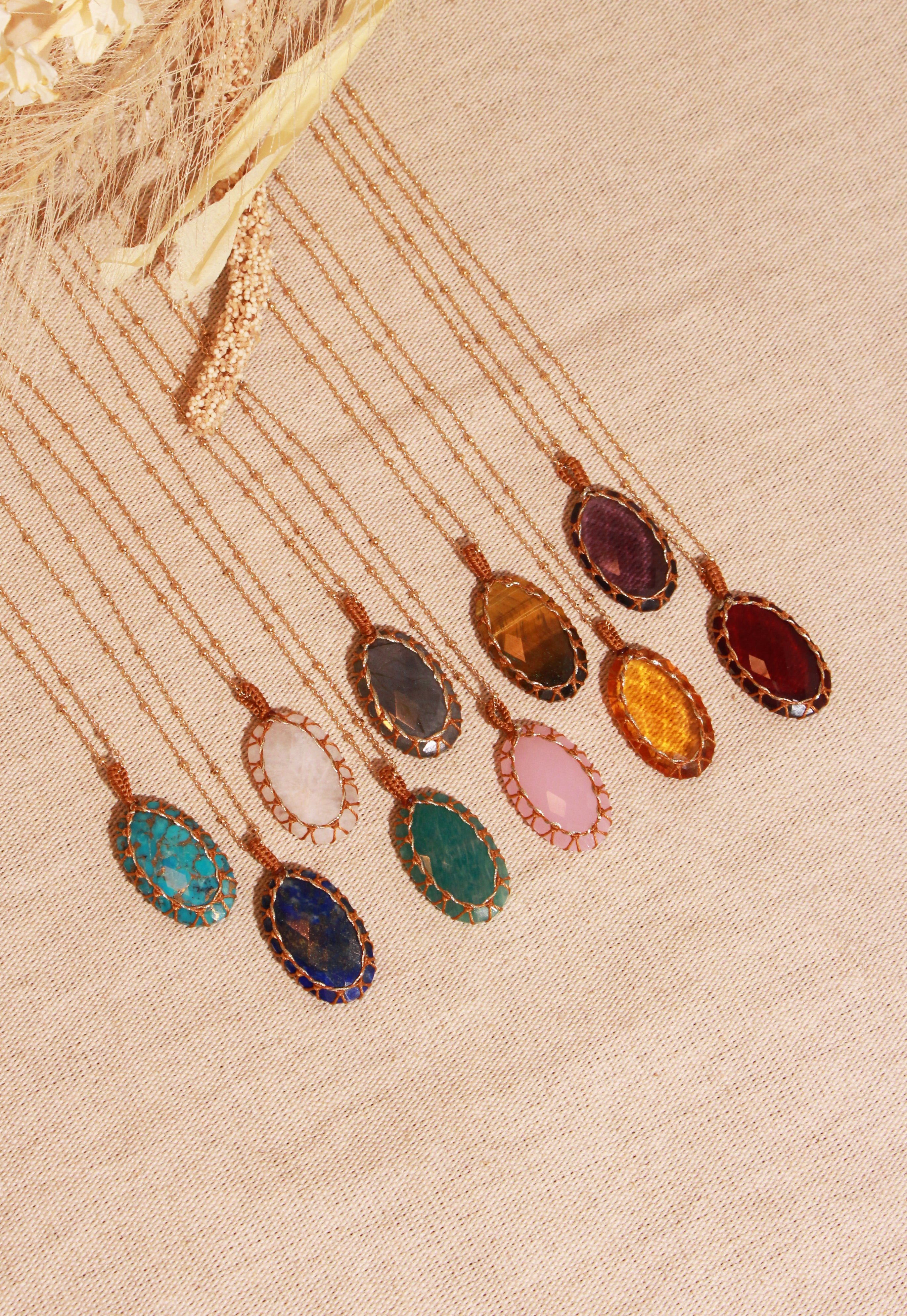 Colliers plaqué or chakra NILAI Purple