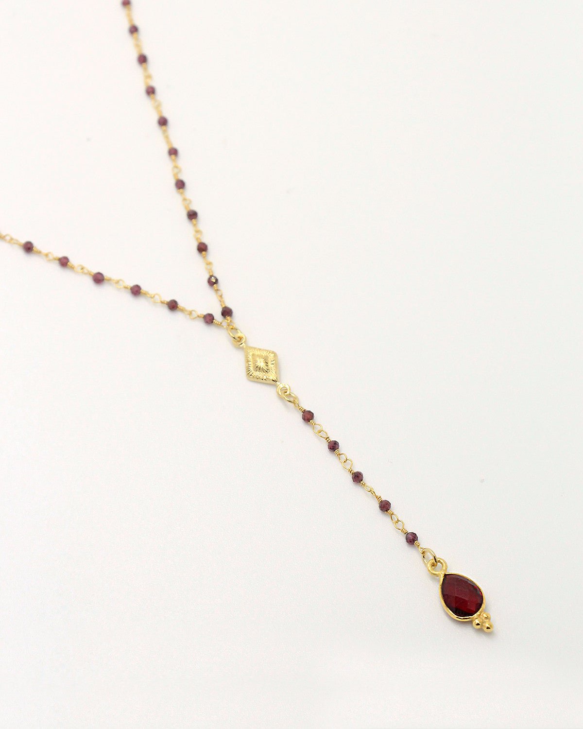 Rosary-style necklace NILAI Red