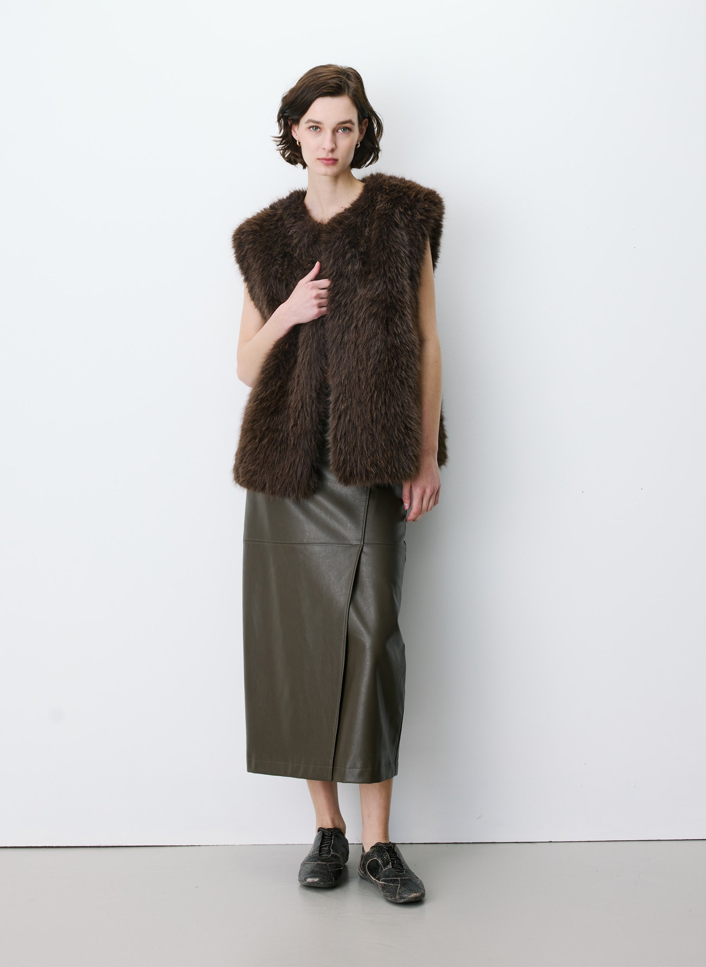 Veste col rond sans manches en fausse fourrure GRACE ET MILA Brown