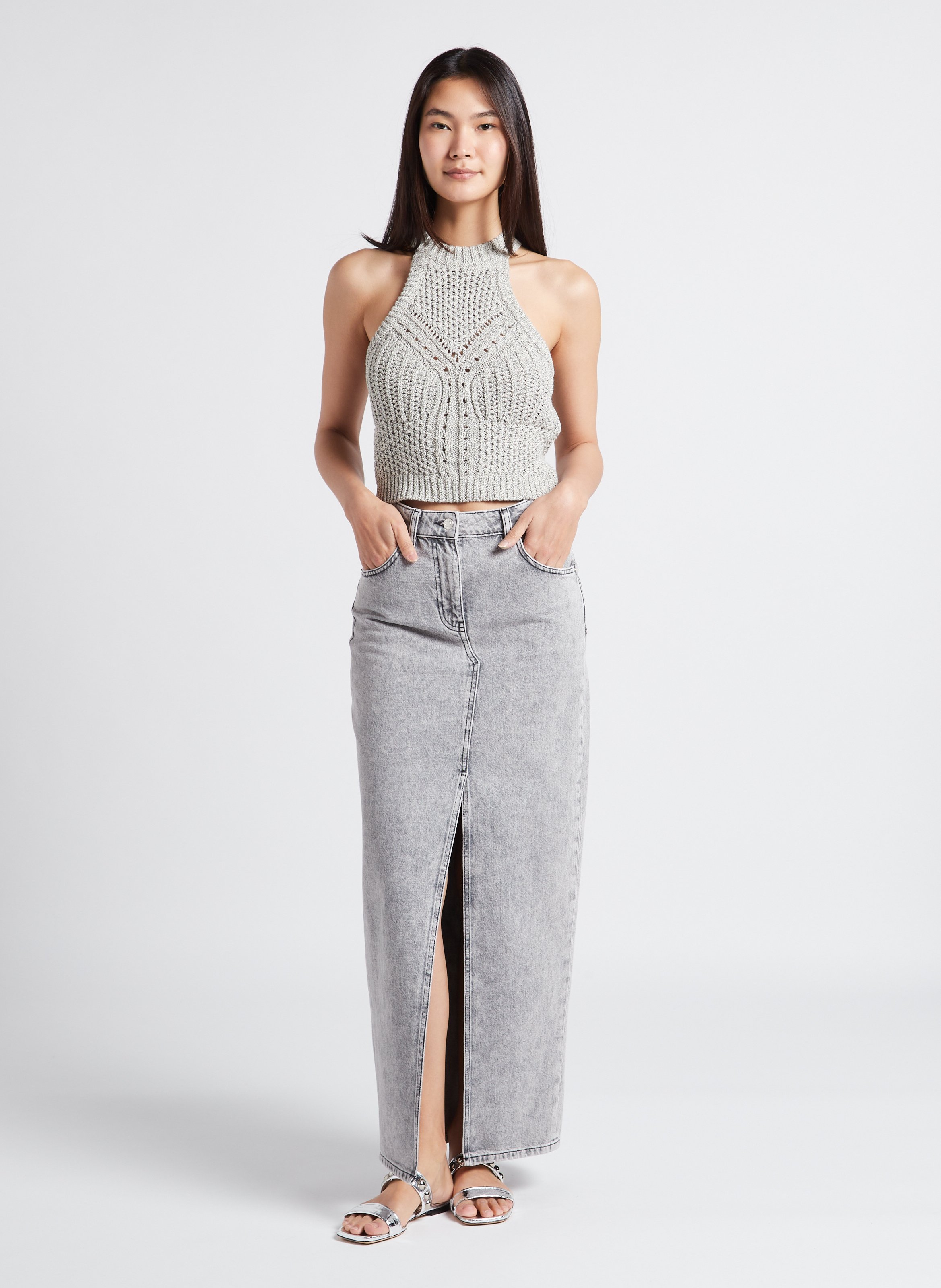 Platte, glanzende leren sandalen - Look 18