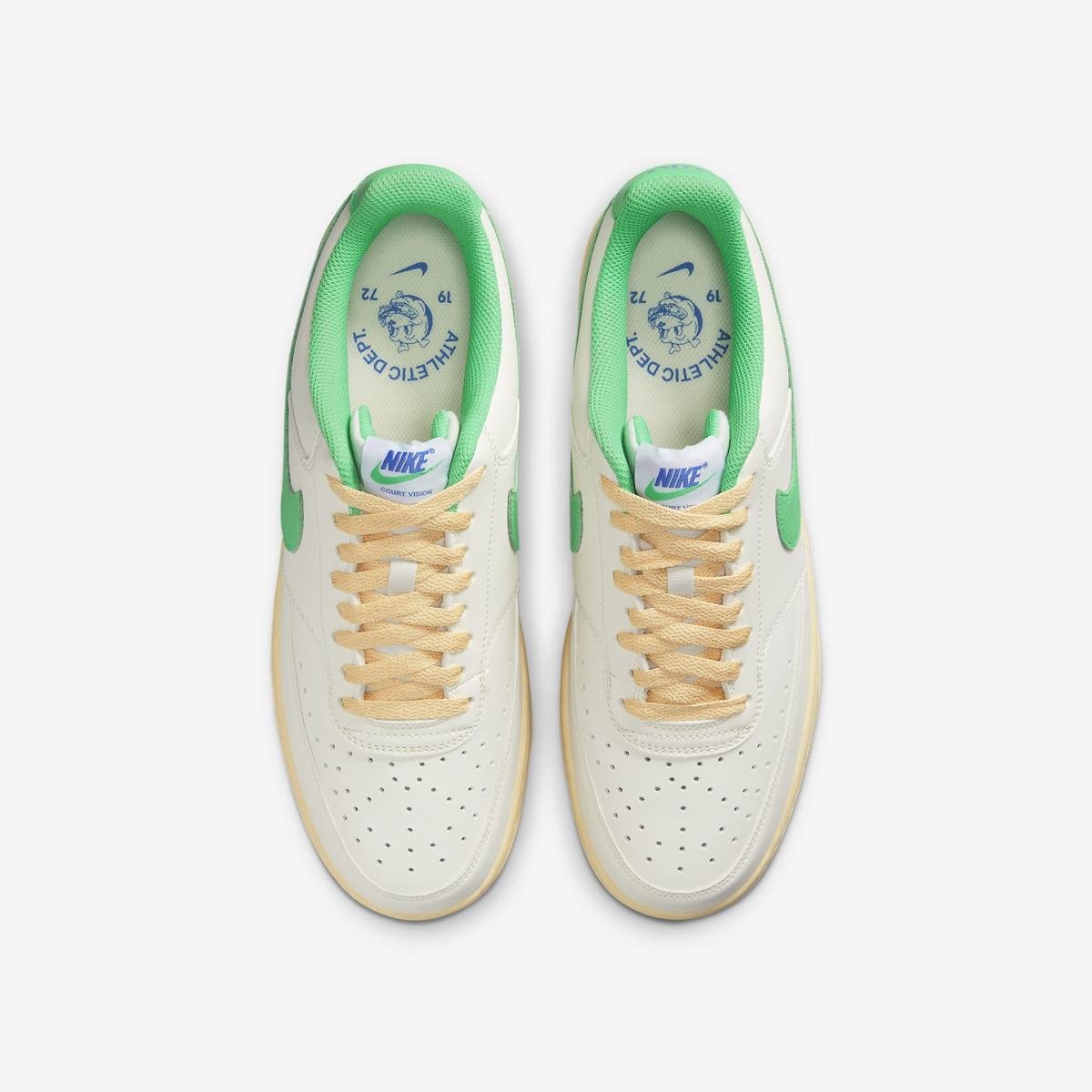 Low-top trainers NIKE White