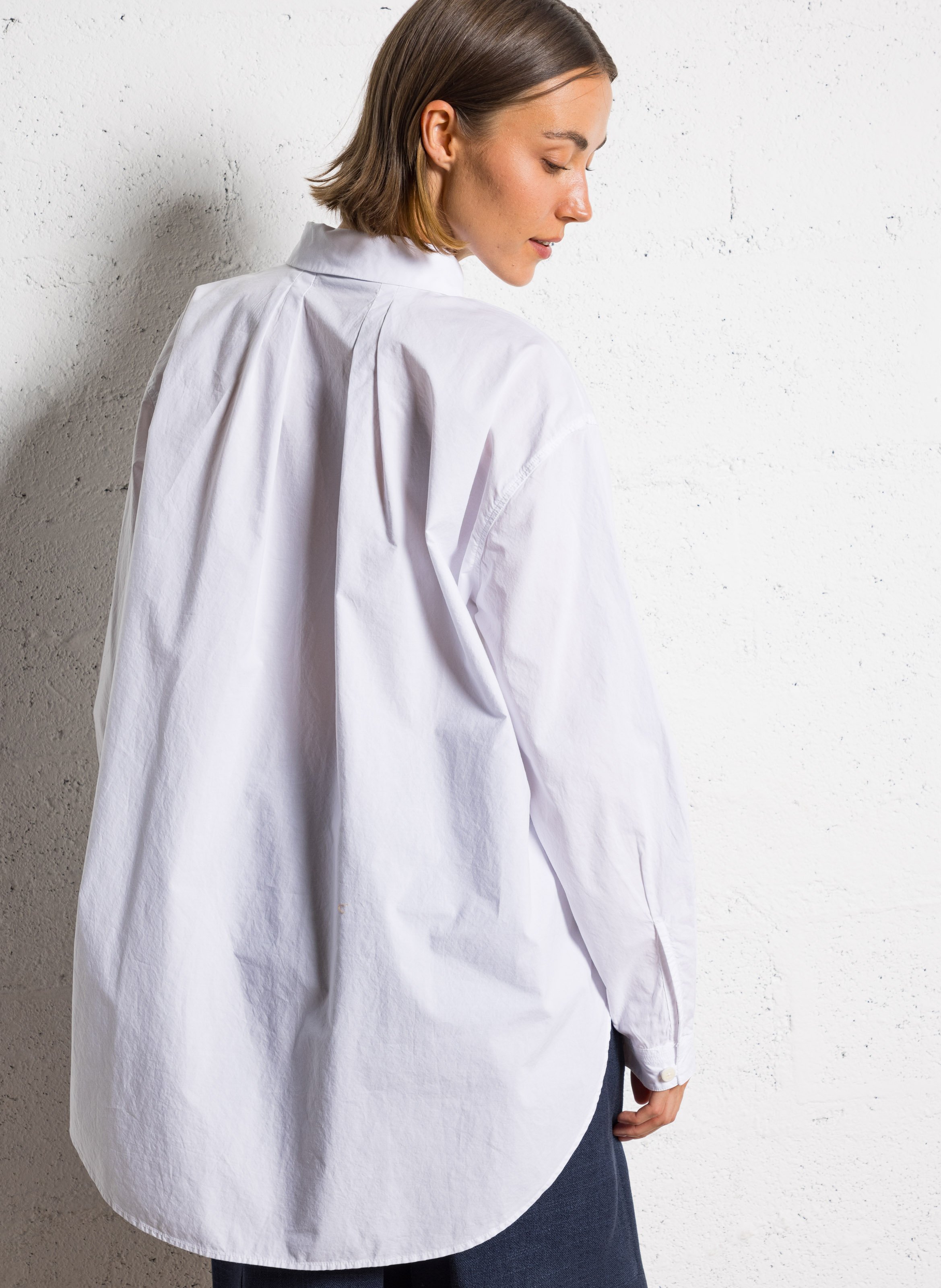 Capri plain oversized shirt RUE DE TOKYO White