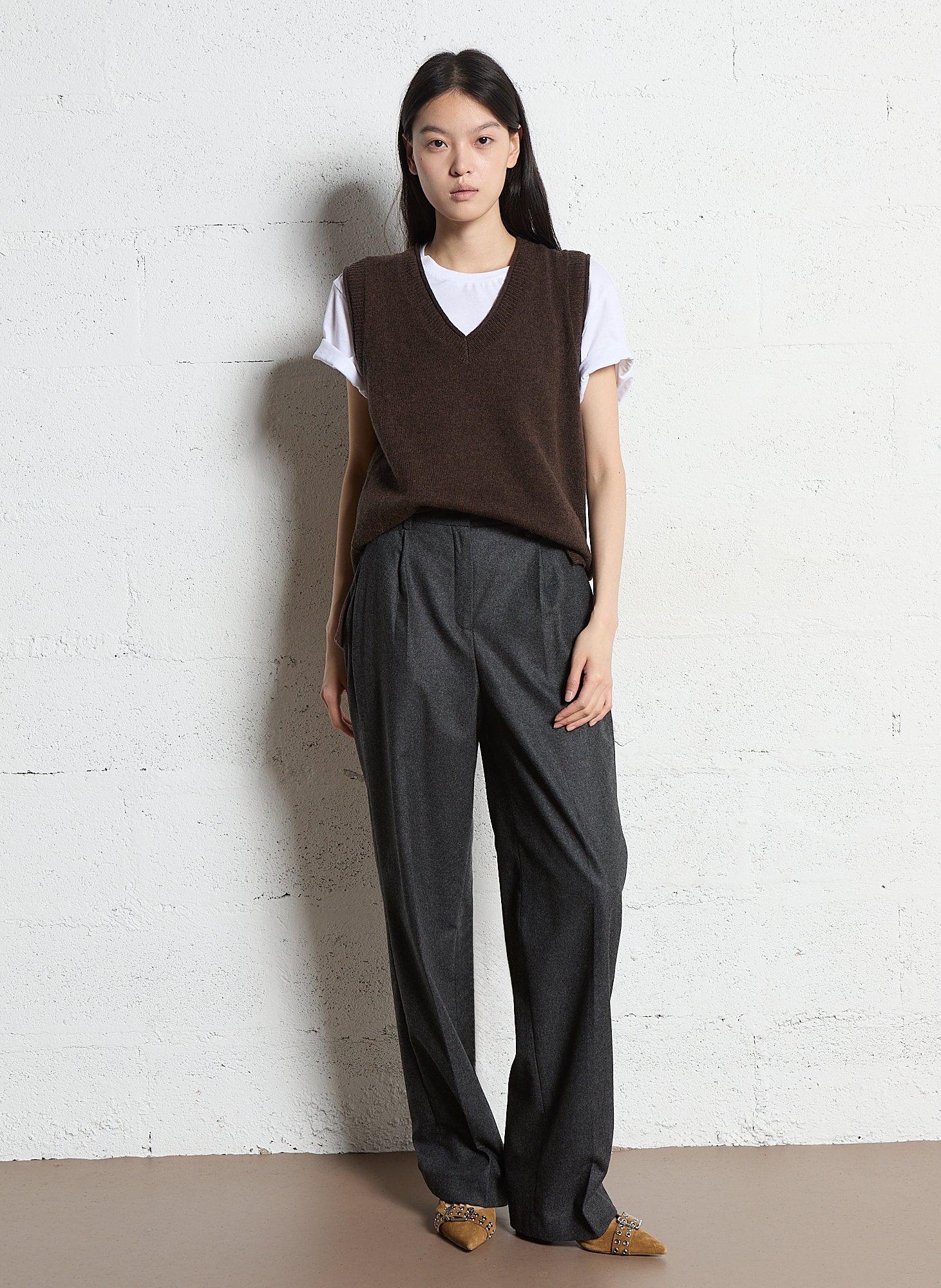 Pull col V sans manches uni en laine MAISON 123 Marron