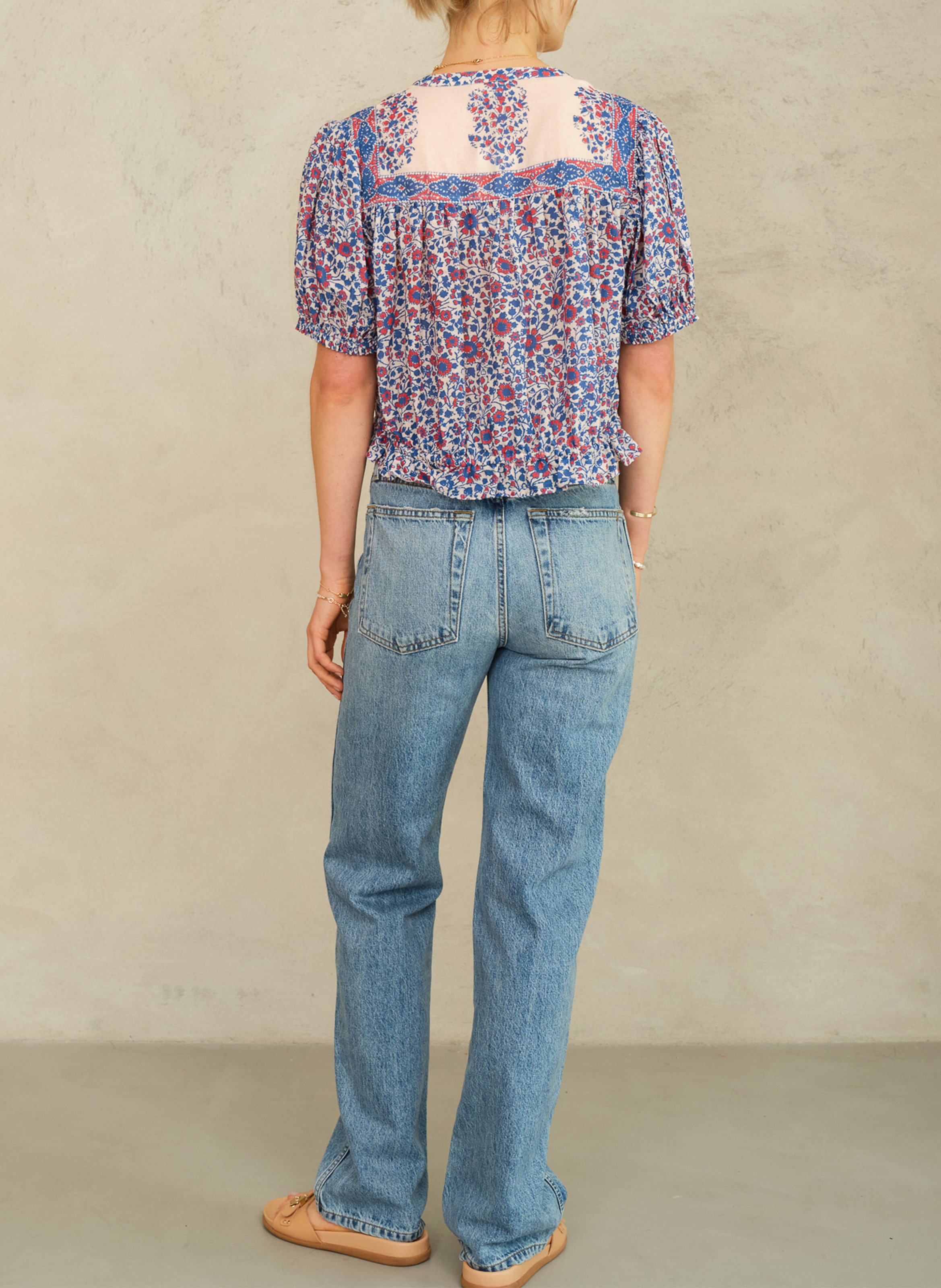 Top droit col v en coton imprimé M.A.B.E Bleu