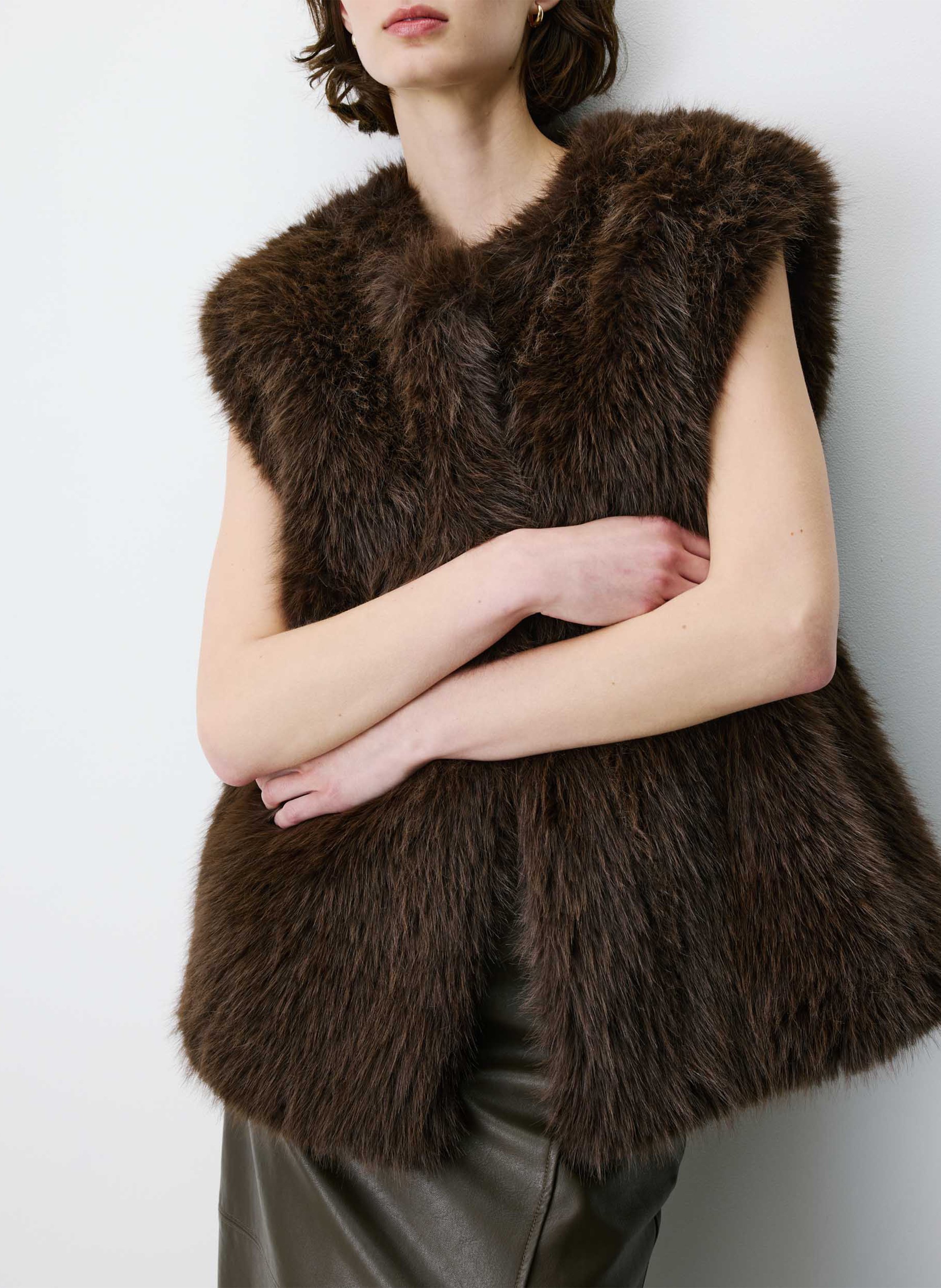 Veste col rond sans manches en fausse fourrure GRACE ET MILA Brown