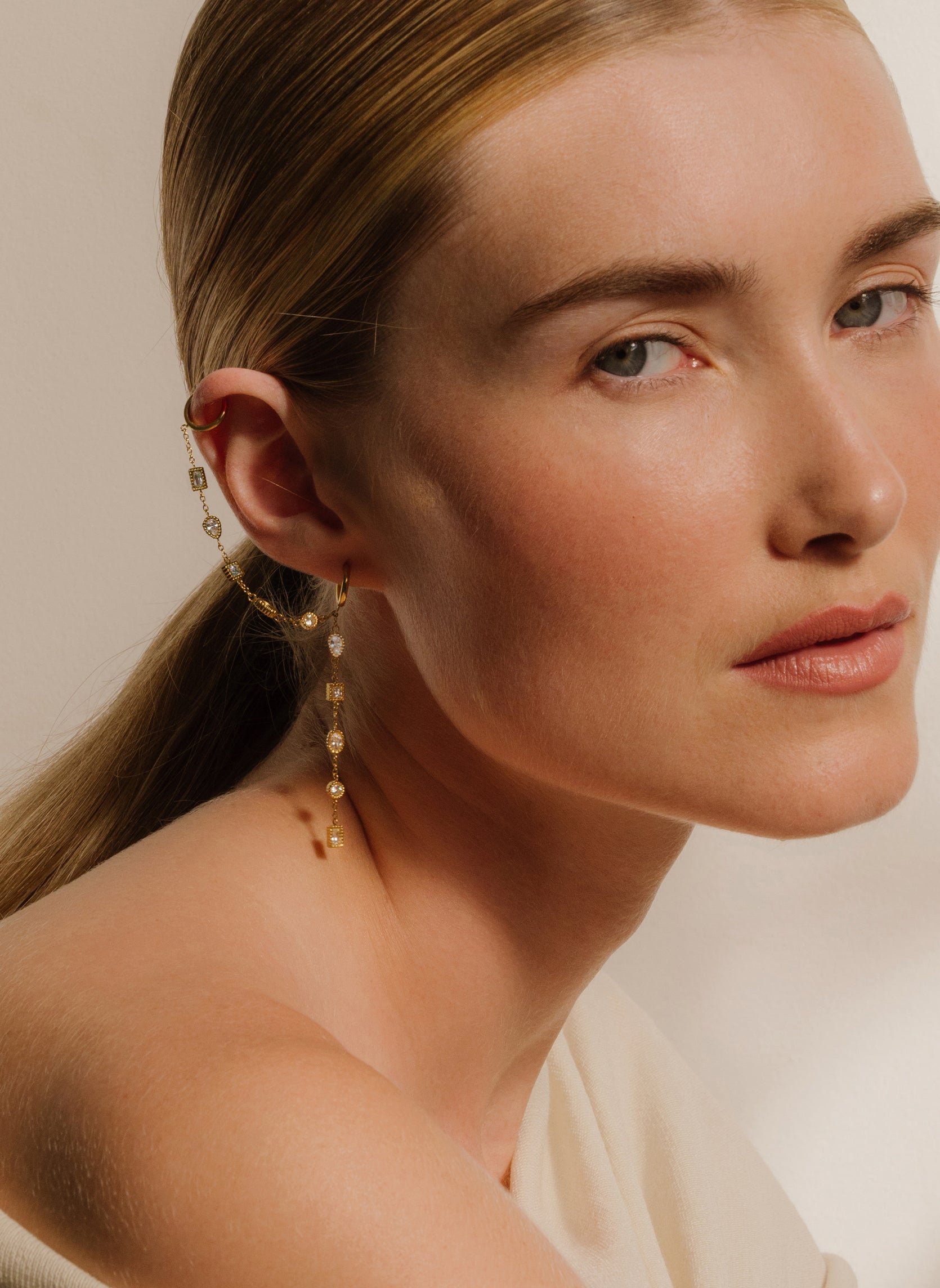 Starry asha dangling earring AEC Paris Golden