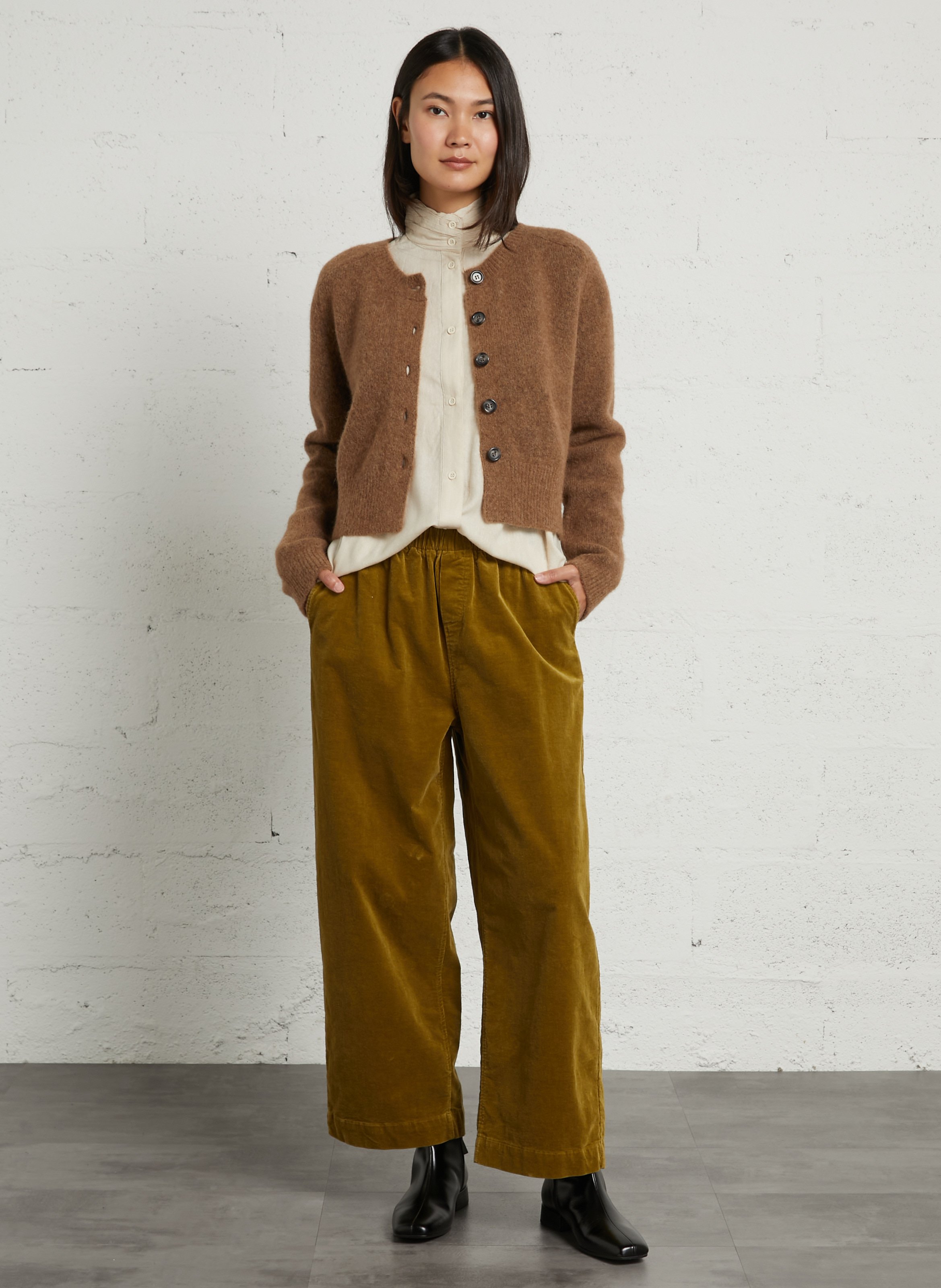 Buttoned round-neck wool blend vest BELLEPIECE Brown