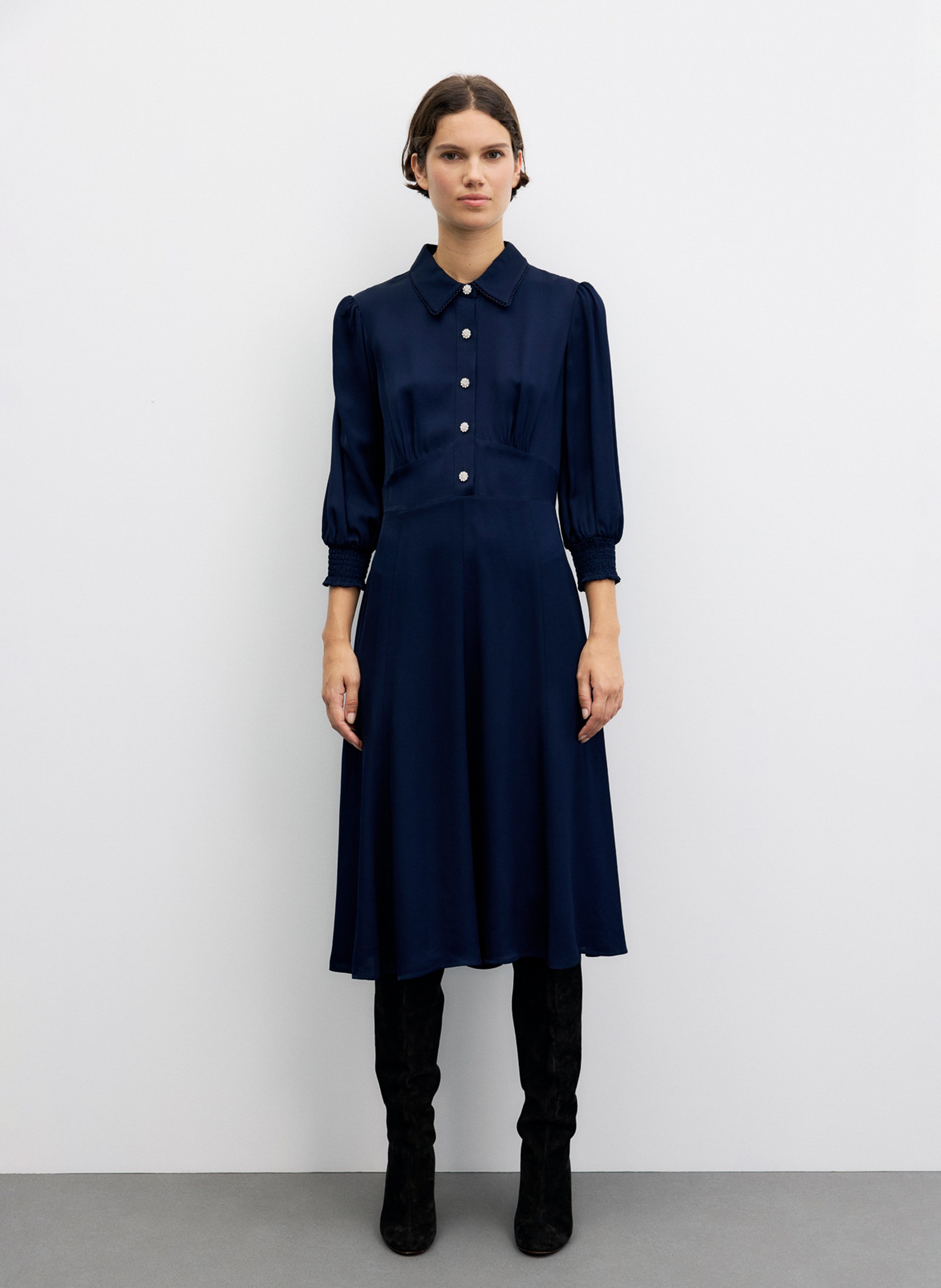 Figurbetontes Midikleid mit Strassknöpfen GERARD DAREL Blau