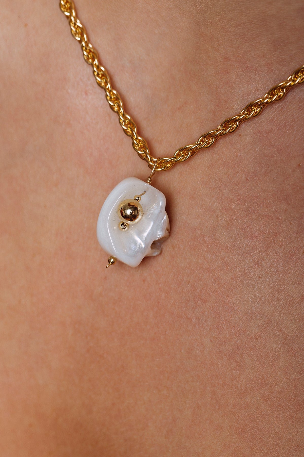 Zélie pendant YAY Golden