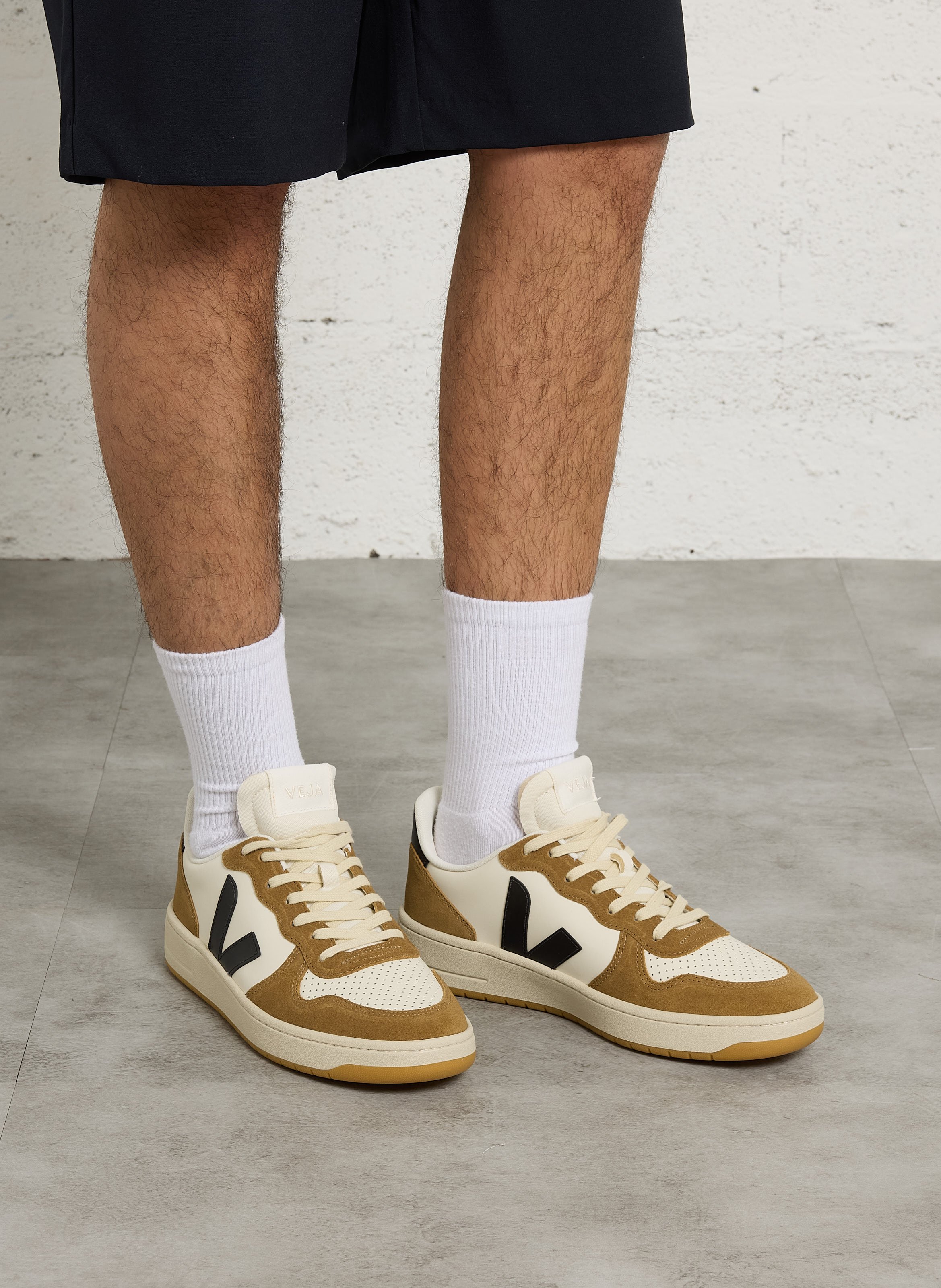 . VEJA Multicolored