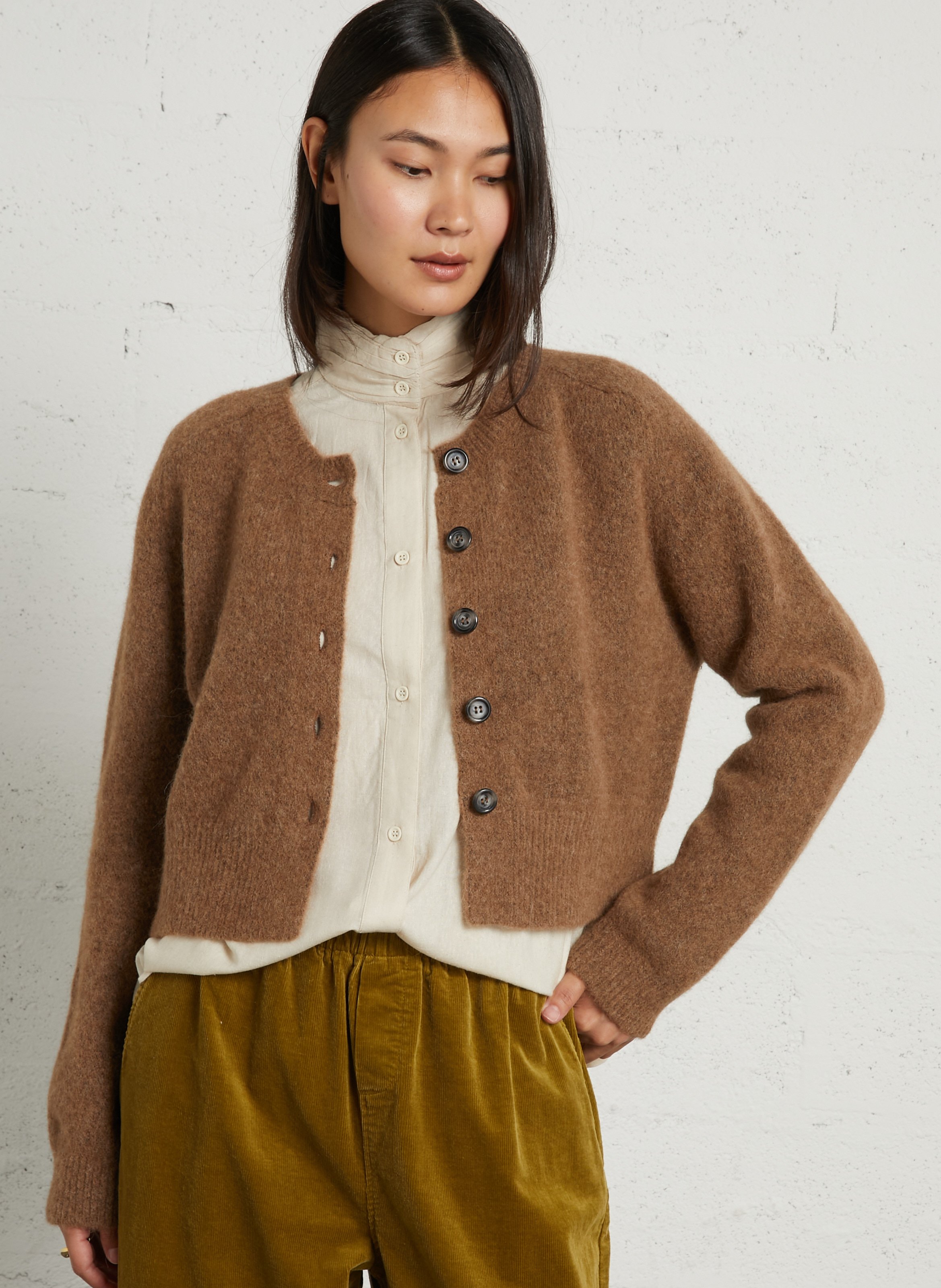 Buttoned round-neck wool blend vest BELLEPIECE Brown