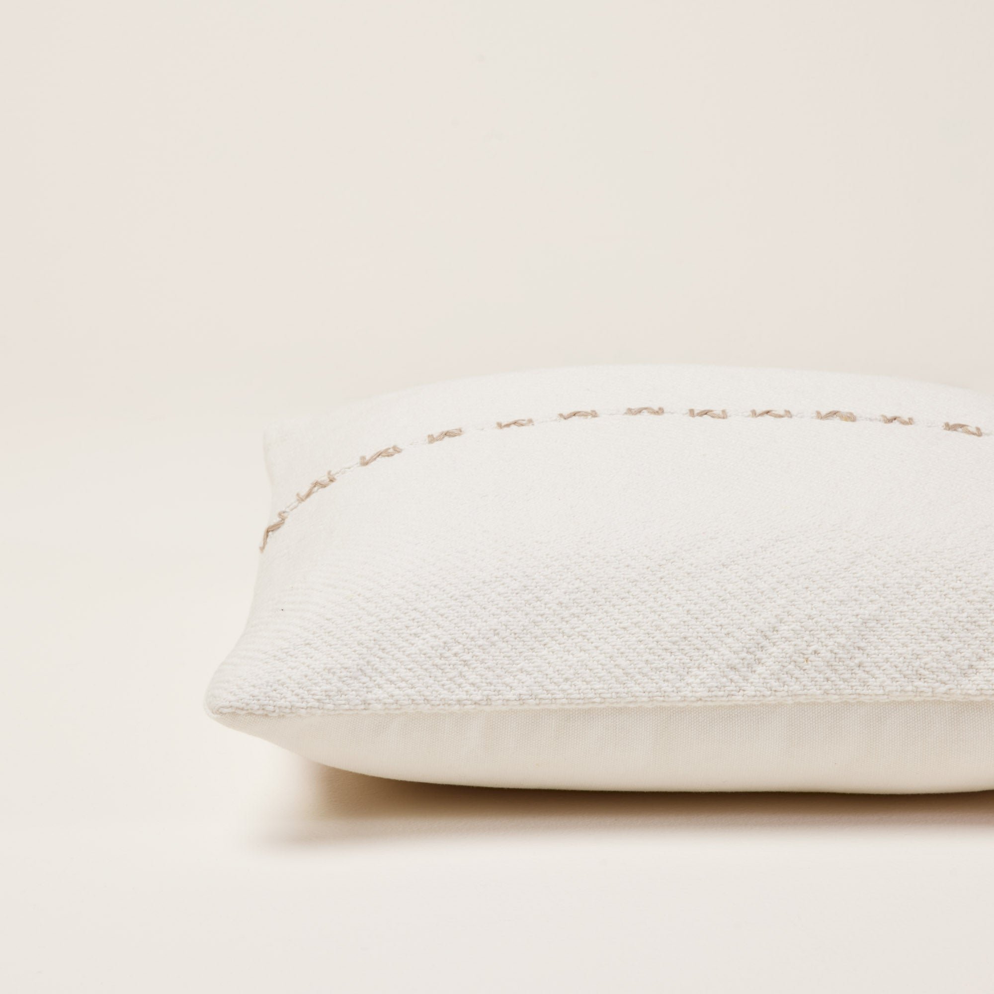 Cushion cover MADURA White