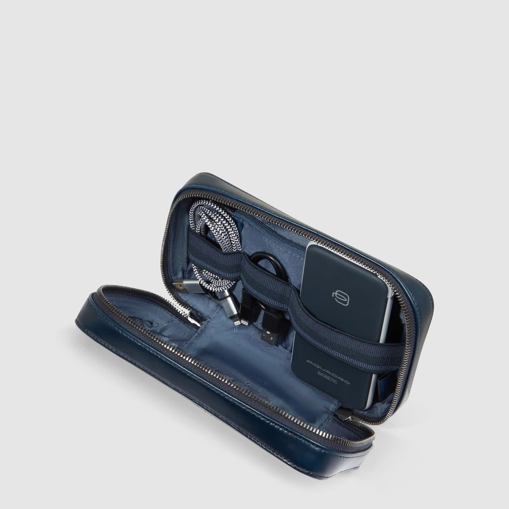 Leather cable storage bag with mouse pocket PIQUADRO Blue