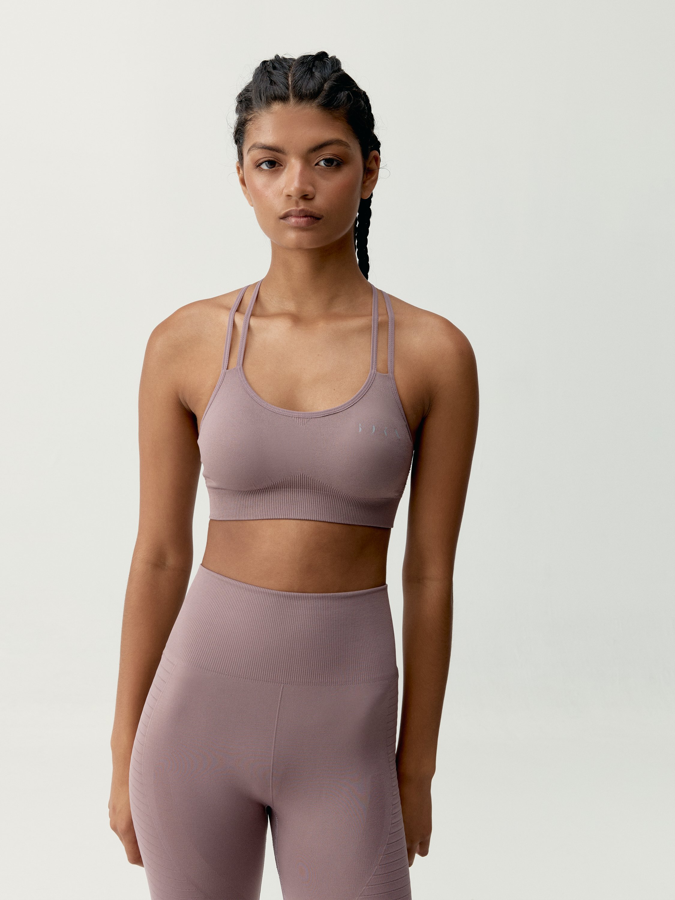 Seamless medium support sports bra BORN LIVING YOGA Pink