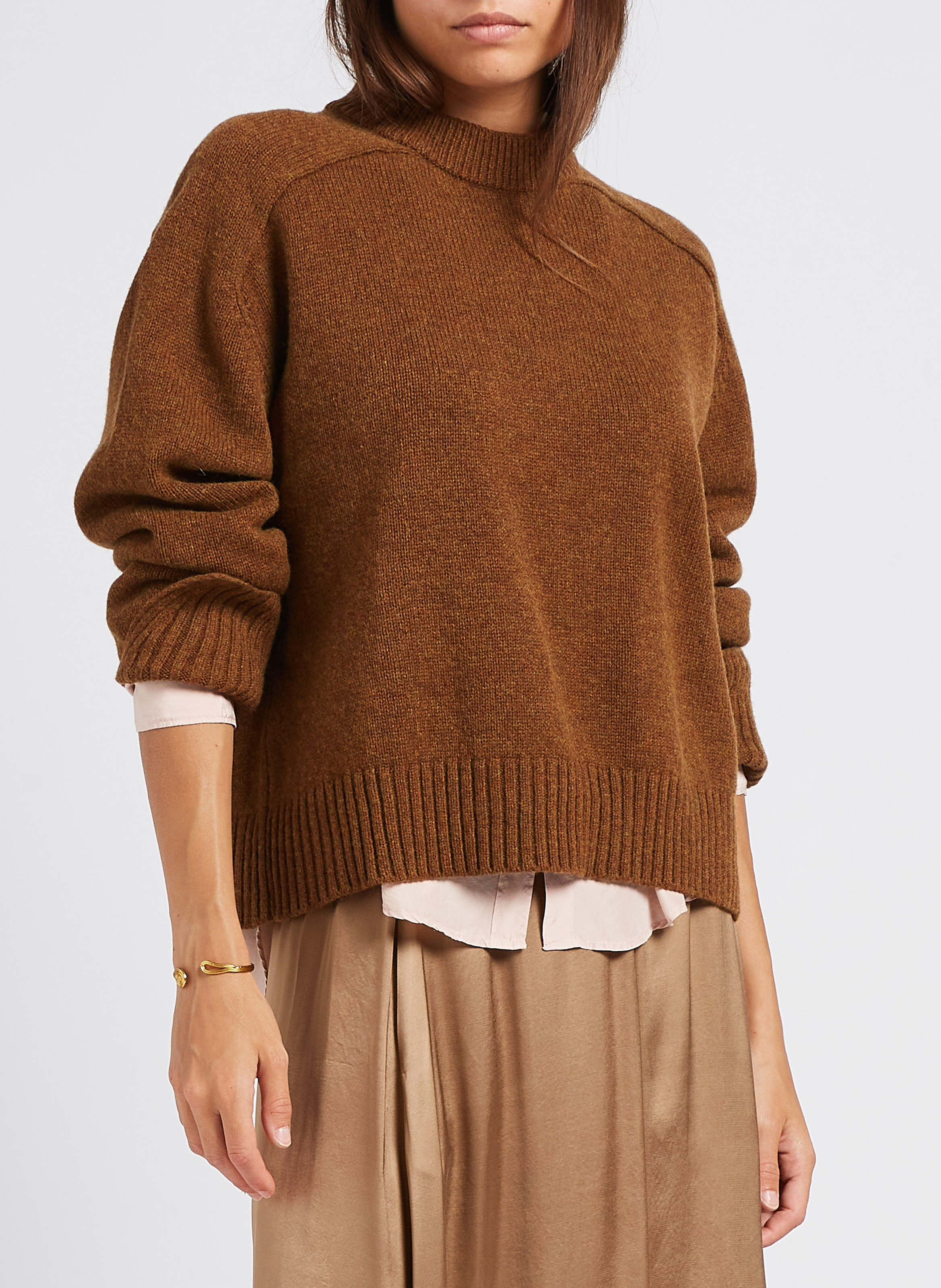 Ruimvallende, wollen trui met ronde hals BruinSOEUR