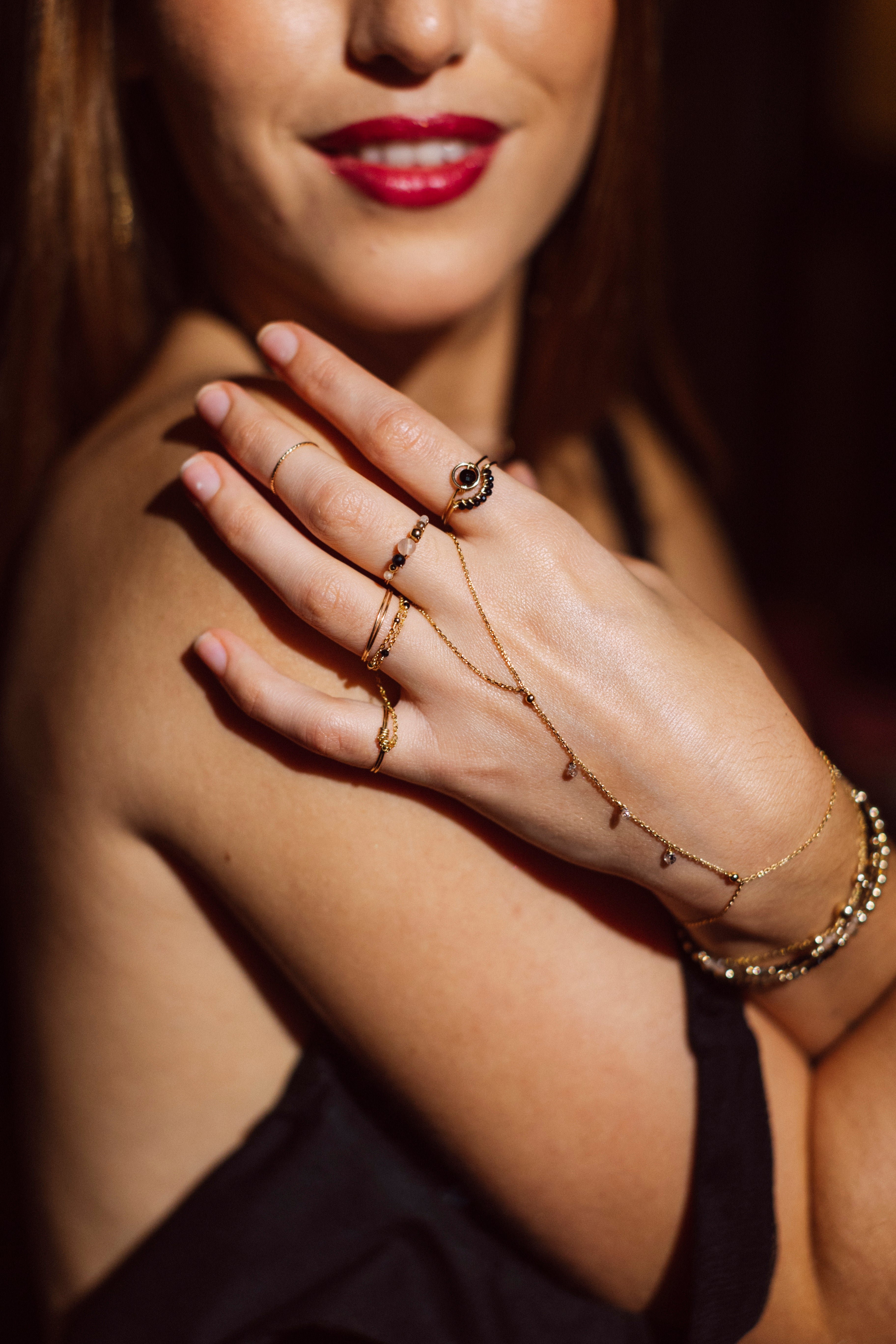 Hand jewel sofia gold 750 white diamond YAY Golden