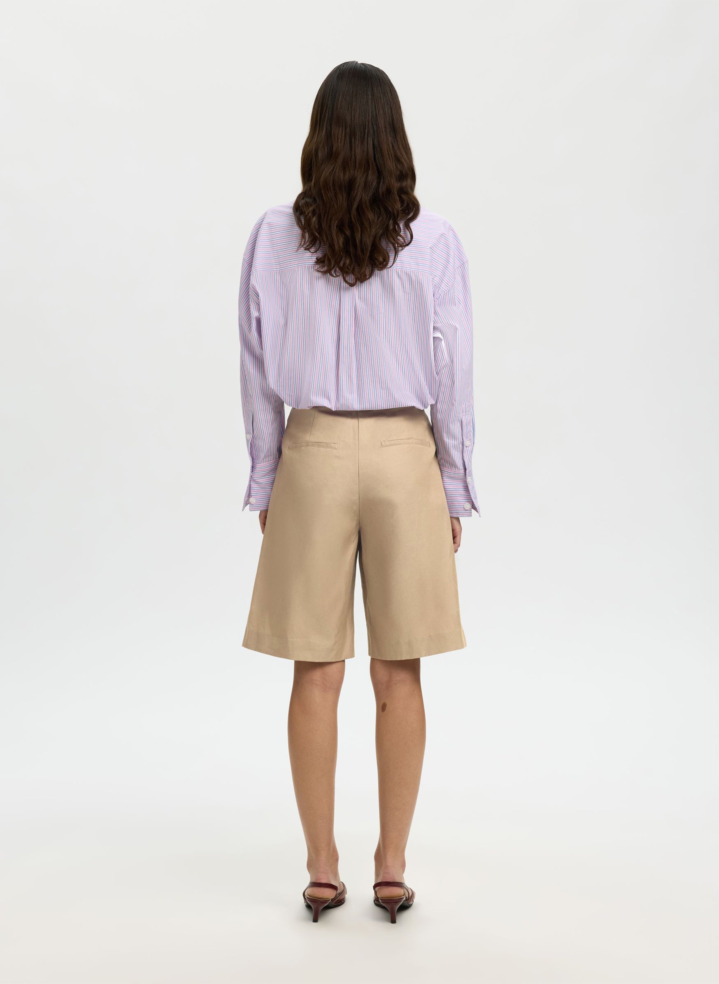 High-waisted Bermuda with front pleats SELECTED Grey