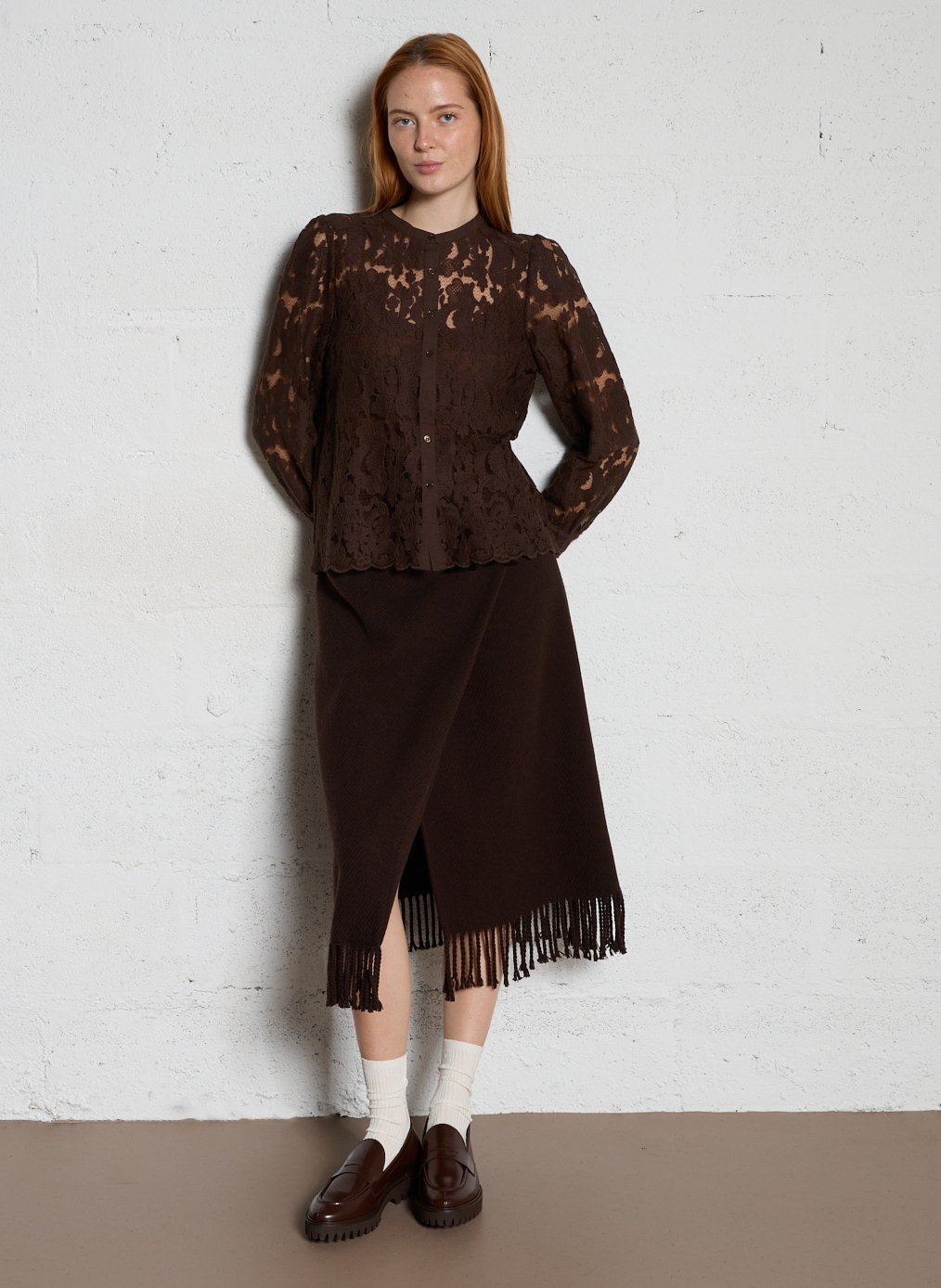 Straight round neck lace blouse LA PETITE ETOILE Brown